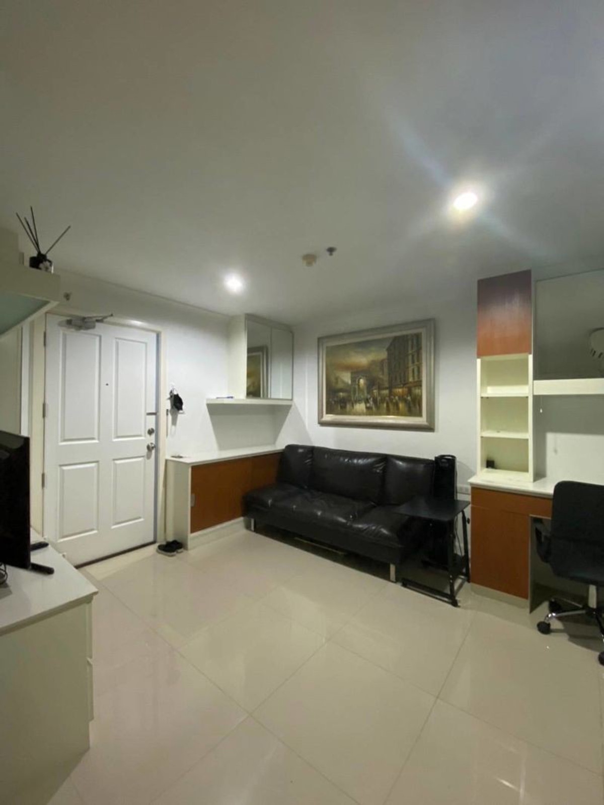 คอนโดให้เช่า : Lumpini Place Rama9 (( MRT พระราม 9  )) MK-02 line @livingbkk