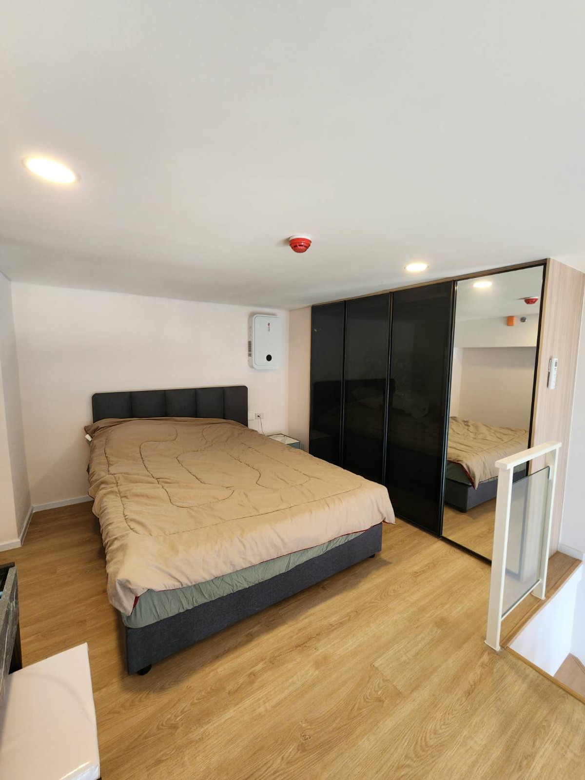 ให้เช่าคอนโด Duplex แคสเซีย พระราม 9 (SA-01)