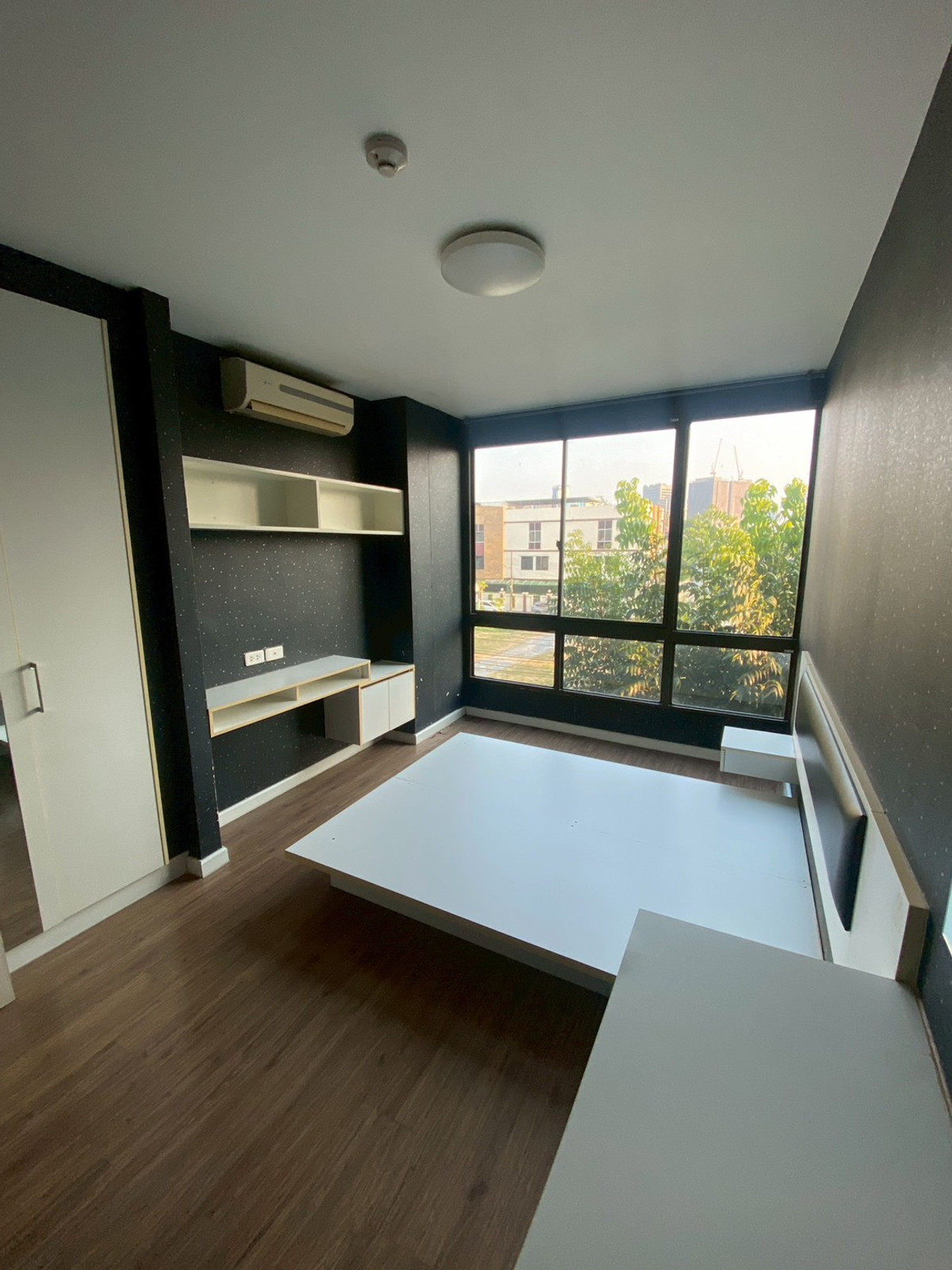 ขายถูกมาก   ไอคอนโดสุขุมวิท 103 ซอยอุดมสุข 58  เหมาะสำหรับ อยู่อาศัยจริง เงียบสงบ เป็นส่วนตัว   (Rt-01)