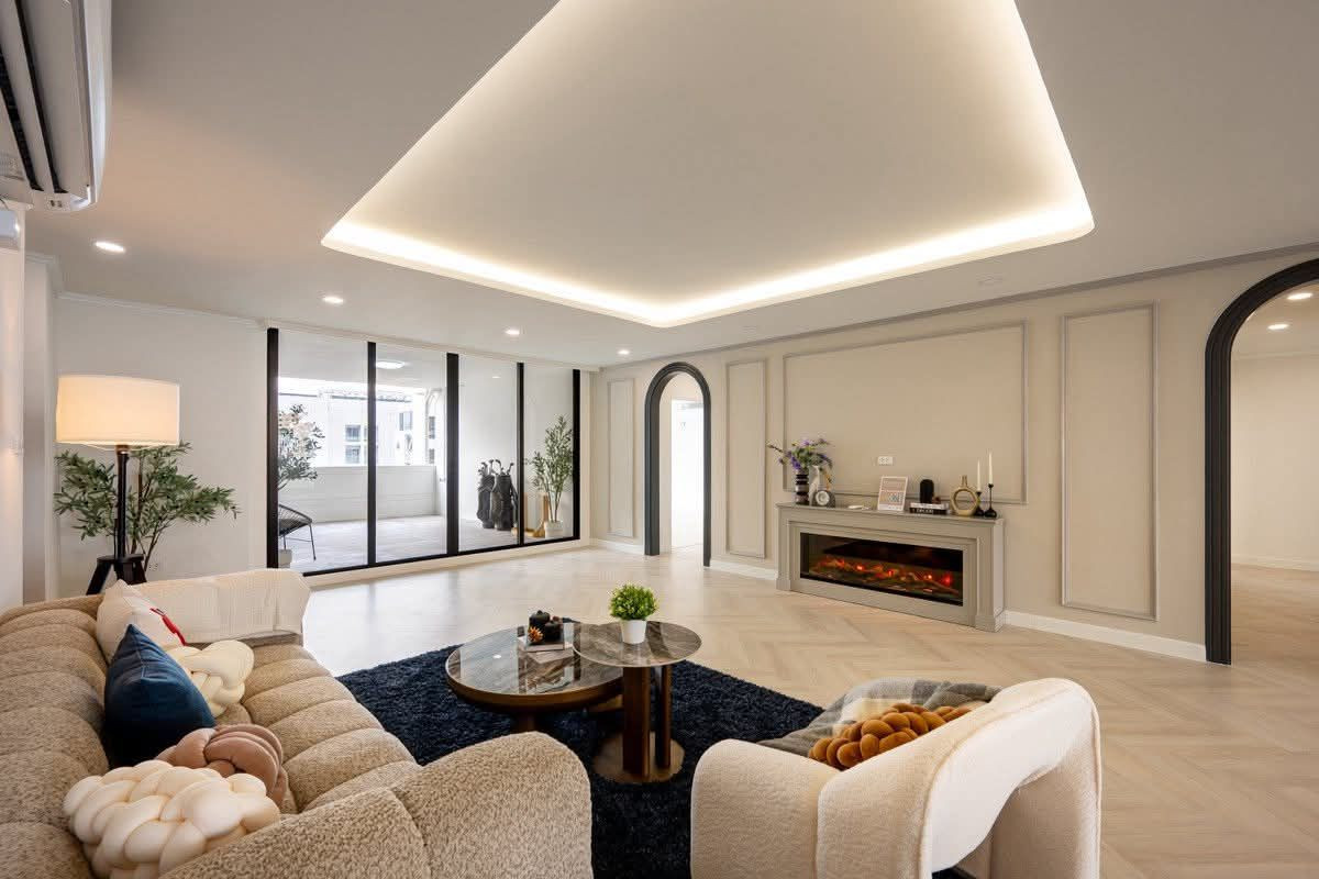 ขายคอนโด :  Grand Ville House   ห้องใหญ่พิเศษ ใจกลางอโศก–สุขุมวิท (Rt-01)