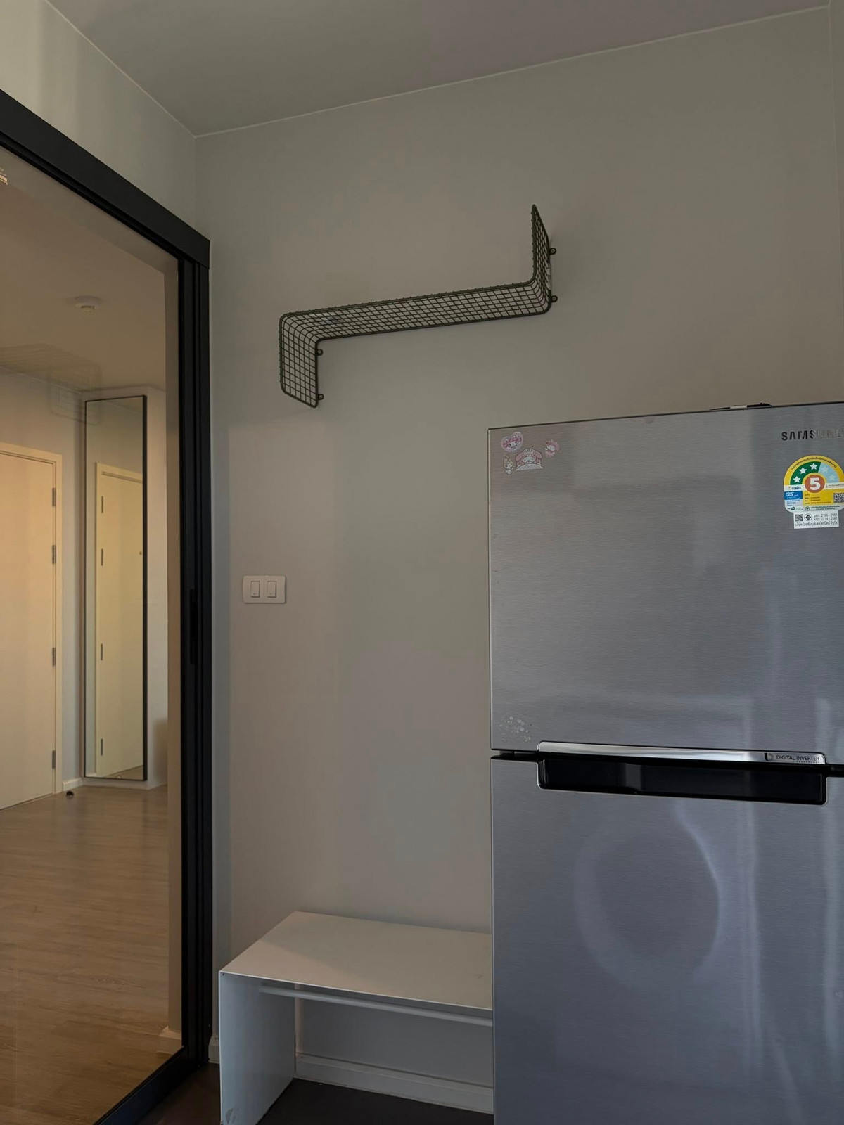 ให้เช่าคอนโด : บลู สุขุมวิท 105  ใกล้MRTศรีลาซาล (RB-02) ห้องใหม่ แต่งสวย เฟอร์นิเจอร์ เครื่องใช้ไฟฟ้าครบ ราคาเพียง