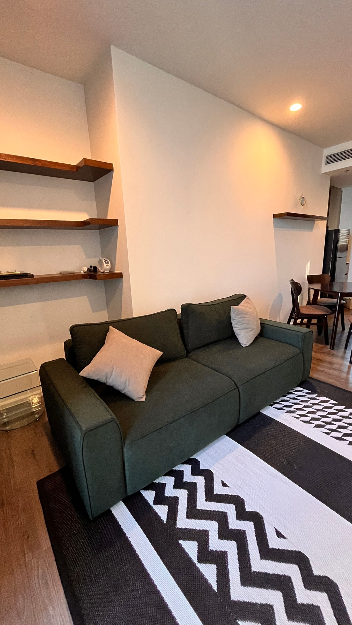 ✨Condo for Rent :  Whizdom Essence Sukhumvit (AP-02) ( line : @condo91 )