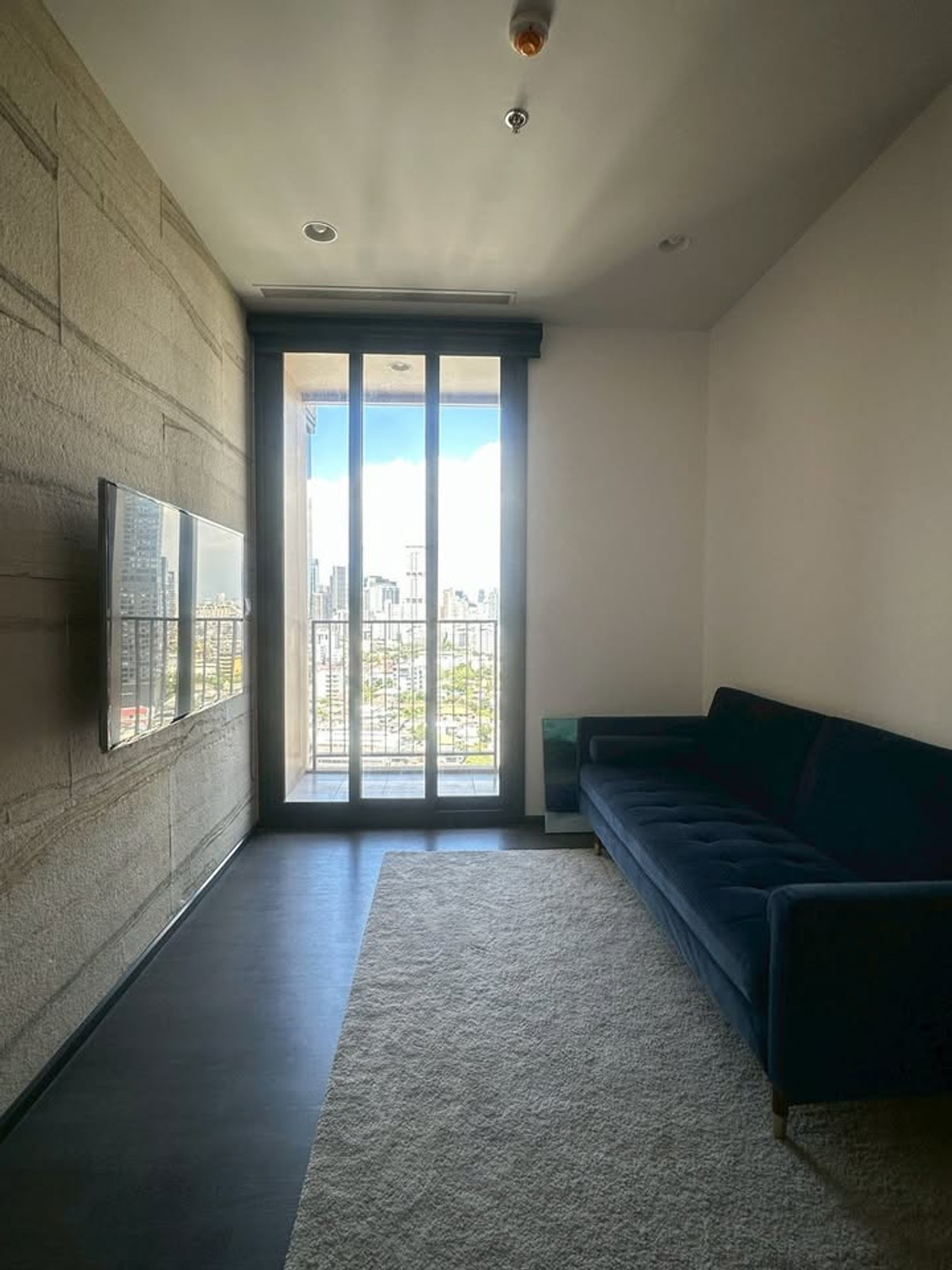 ให้เช่าหรือขายคอนโด Oka Haus Rama 4 ใกล้ทองหล่อ–เอกมัย (Rt-01)