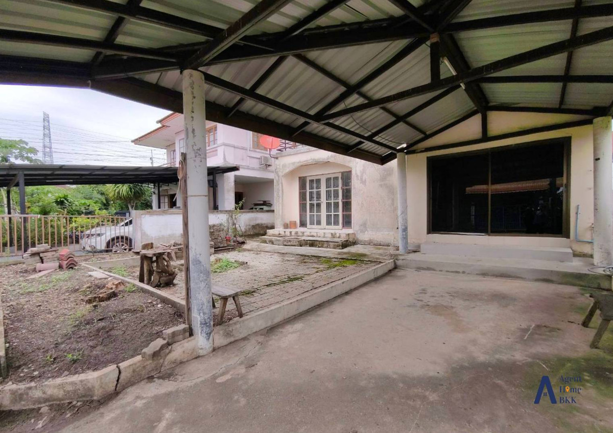 ขายบ้านเดี่ยว Lake Garden Home ลาดกระบัง 2 ชั้น ทำเลดี ใกล้สนามบินสุวรรณภูมิ (Rt-01)