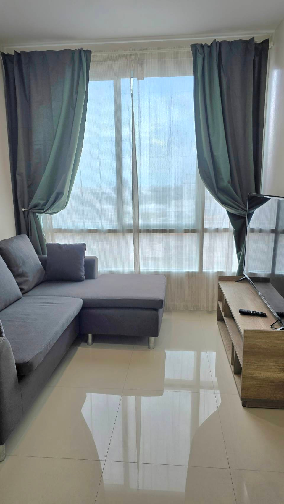 เช่าคอนโด : เดอะ สกาย สุขุมวิท : The Sky (ST-02)  Line : @condo78