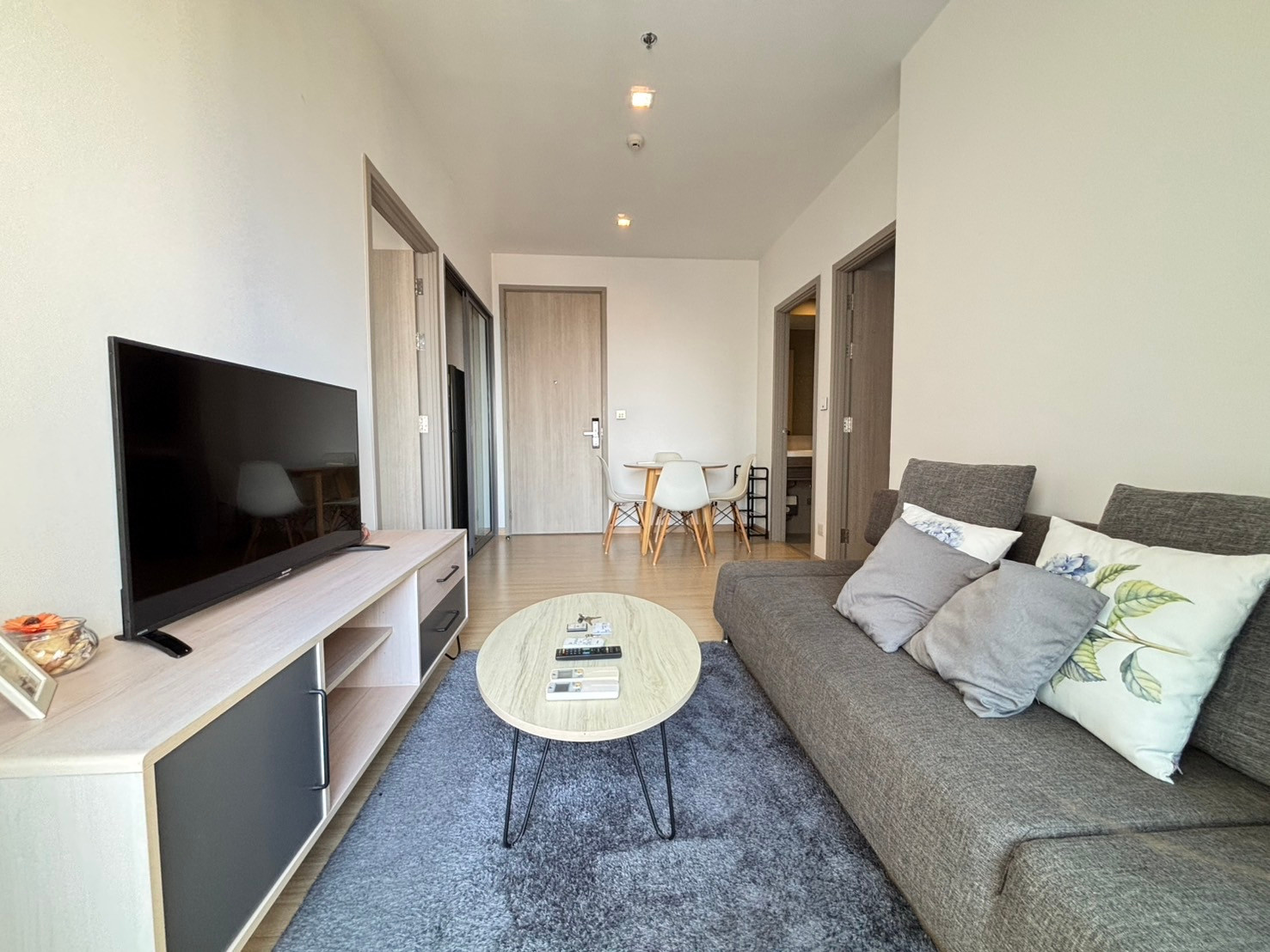For Rent : Whizdom Connect Sukhumvit  2 Bedroom (ST-02)