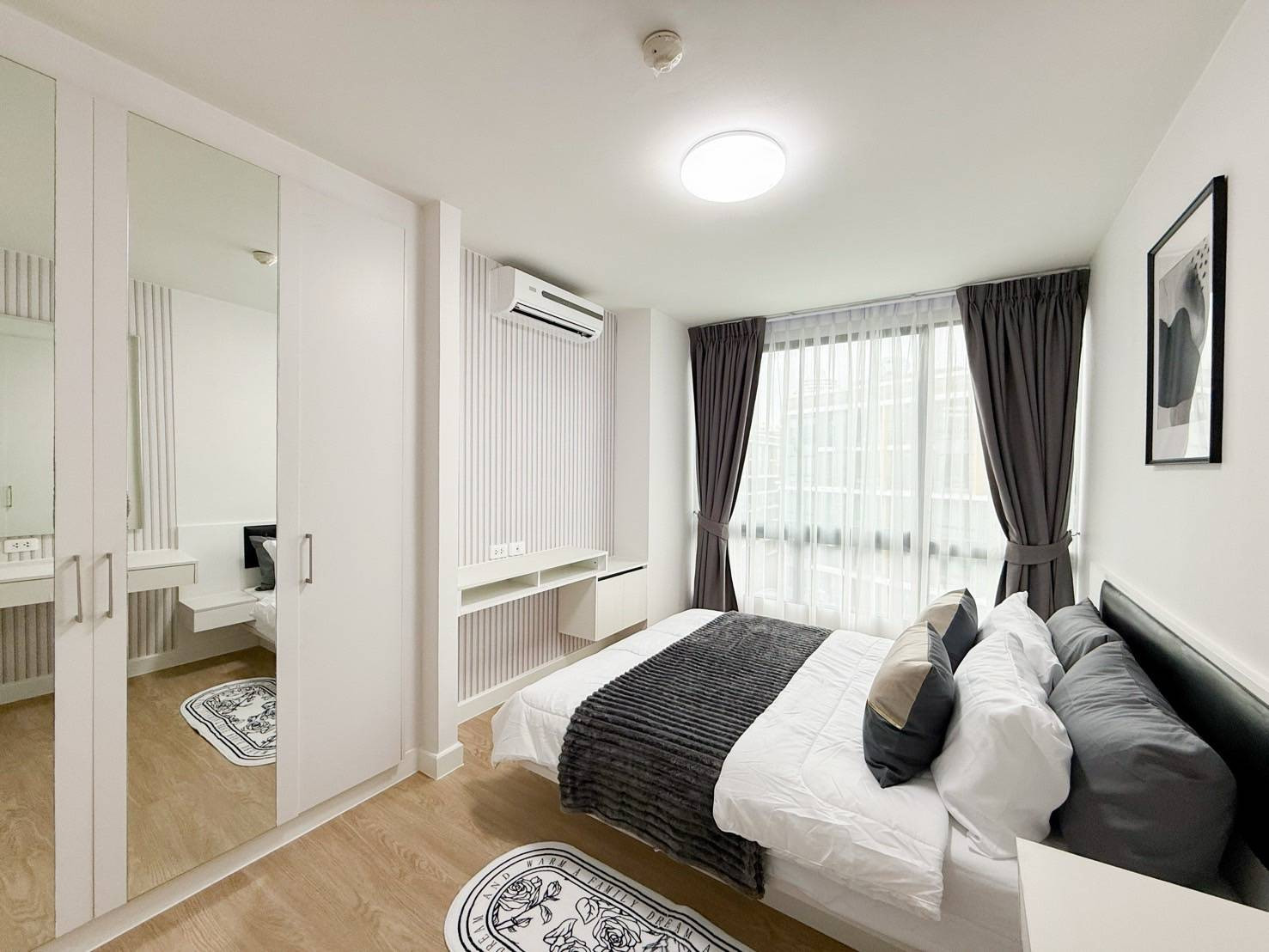 For Sell  :  Icondo Sukhumvit 103. Newly Renovated (ST-02)(Close to BTS Udomsuk ,MRT Sri-udom)