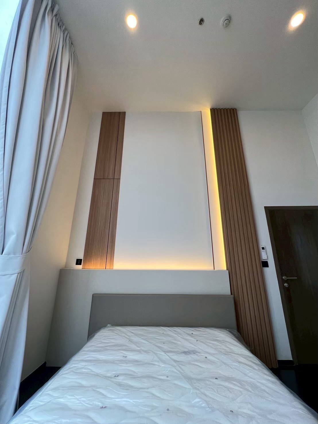 Park Origin Thonglor (Duplex ห้องมุม วิวโล่ง) [CC-01]