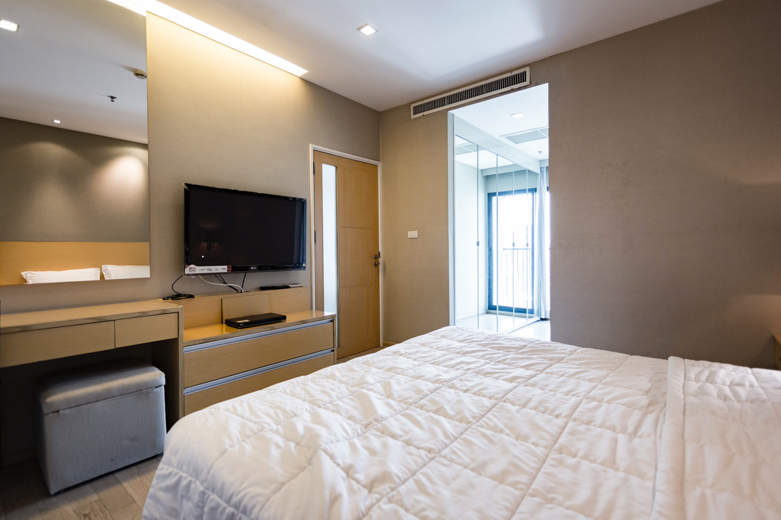 Noble Remix Sukhumvit 36 (วิวโล่ง มีอ่างอาบน้ำ ติด BTS ทองหล่อ) [CC-01]