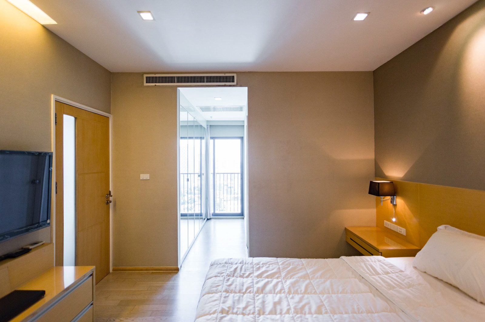 Noble Remix Sukhumvit 36 (วิวโล่ง มีอ่างอาบน้ำ ติด BTS ทองหล่อ) [CC-01]