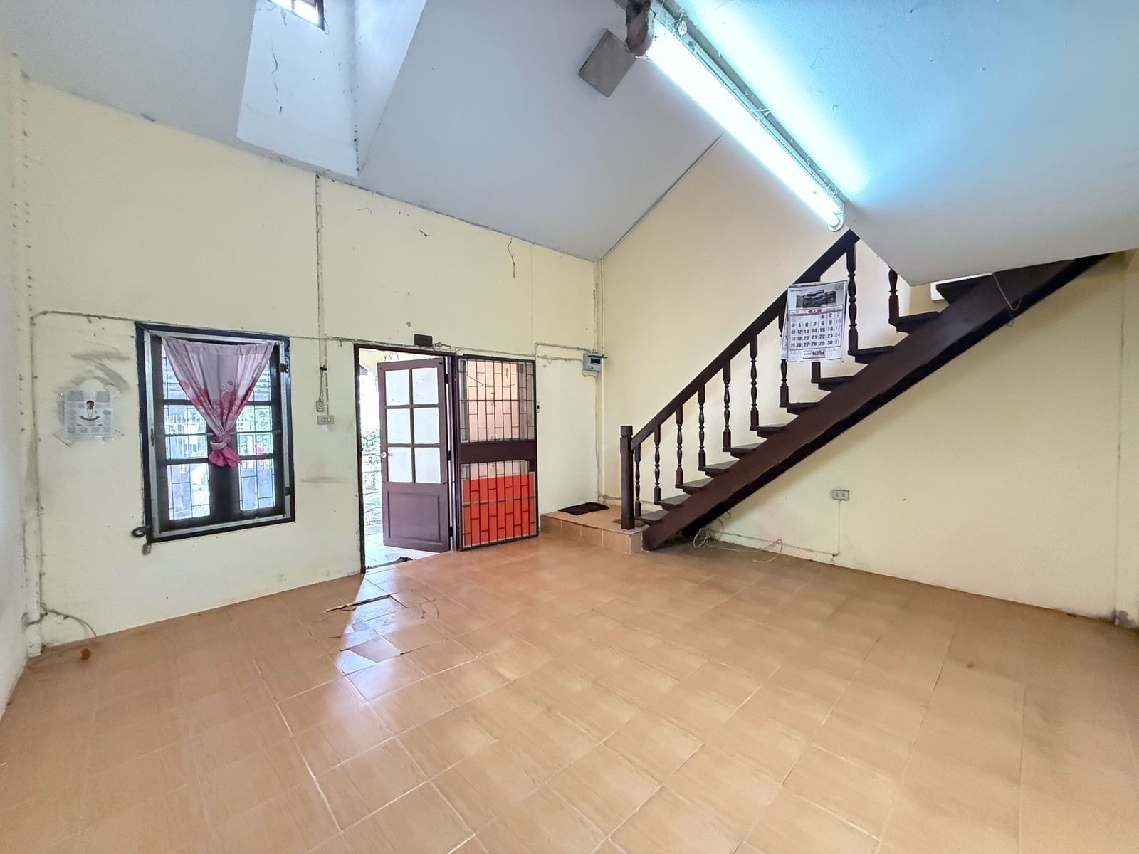 หมู่บ้านเสรี - อ่อนนุช (Seri - Onnut Village) ขายตามสภาพ งดต่อรอง [CC-01]