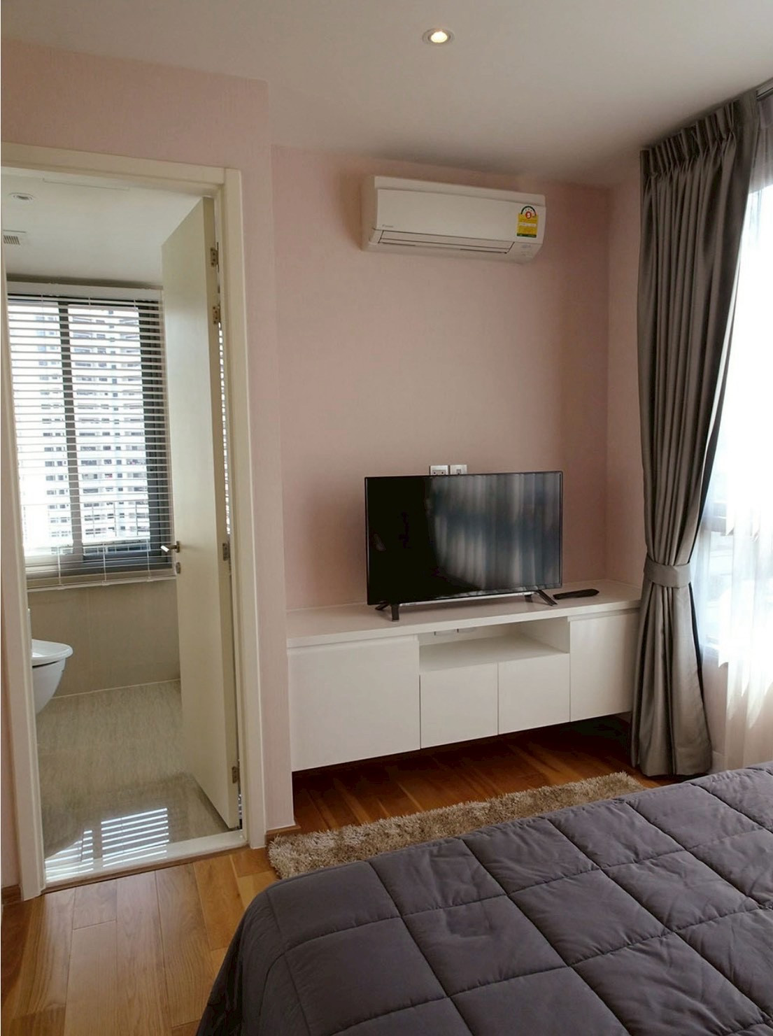 H Sukhumvit 43 (Close to BTS Prompong) [CC-01]