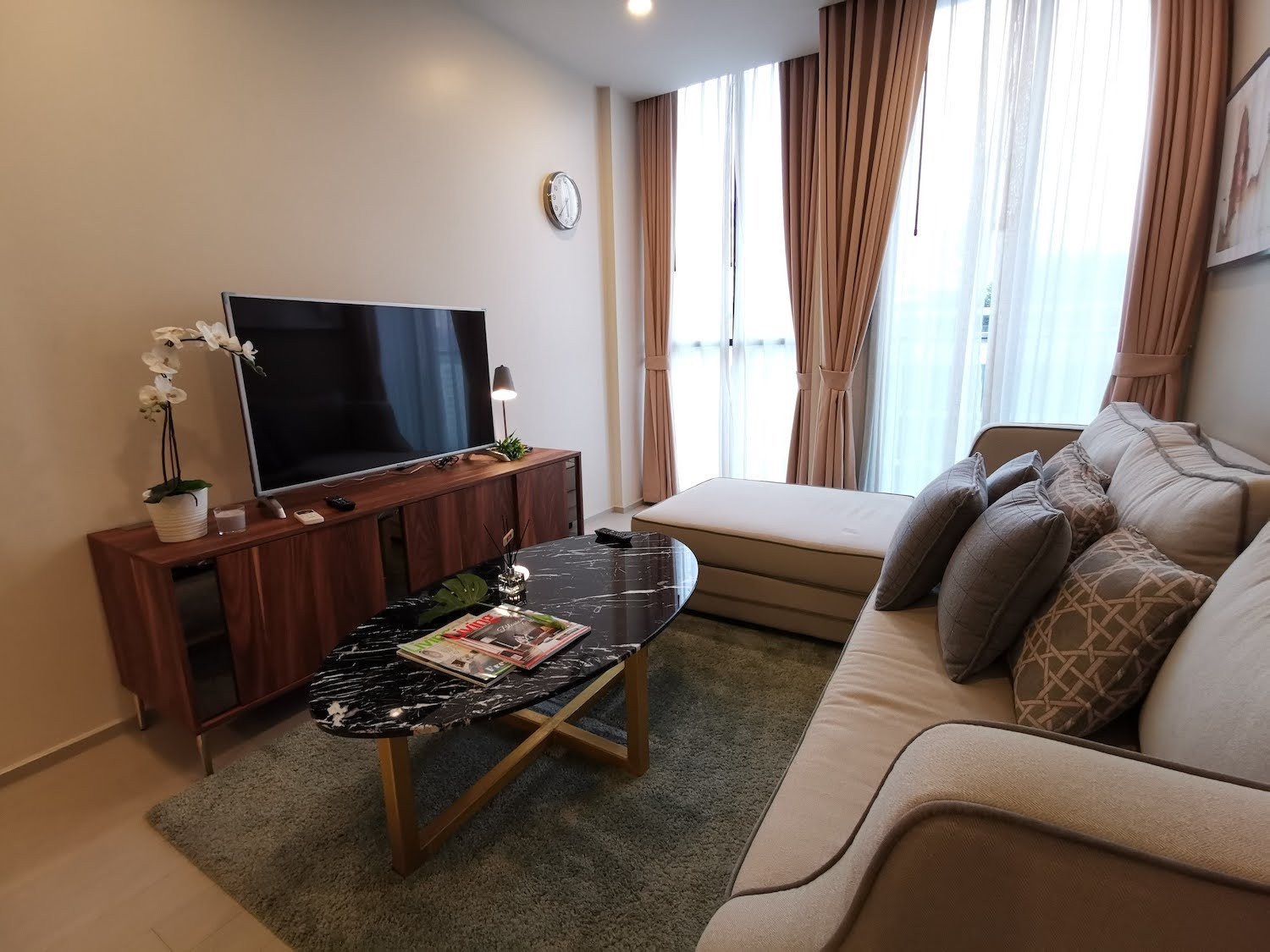 Noble Ploenchit (โนเบิล เพลินจิต) ห้องสวย เครื่องใช้ไฟฟ้าครบ [CC-01]
