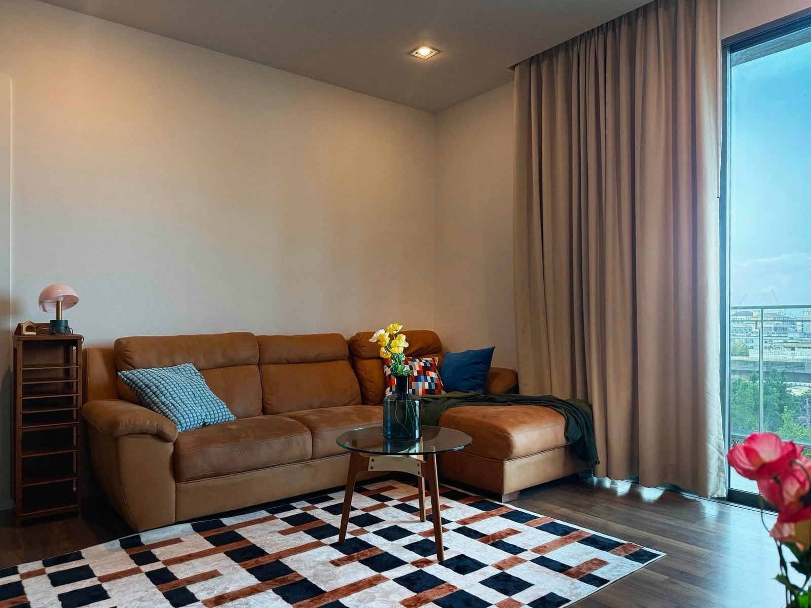 The Room Sukhumvit 62 (ห้องมุม ไซค์ใหญ่) [CC-01]