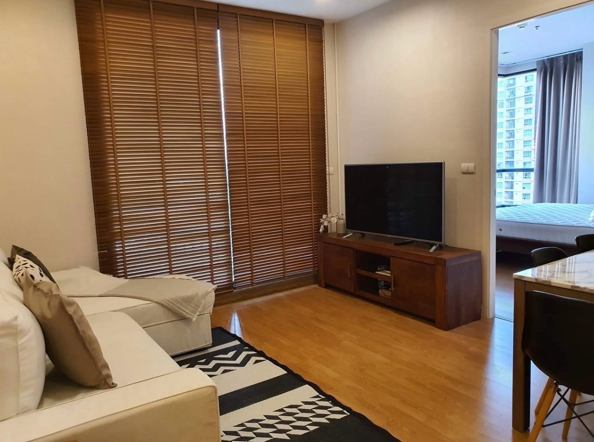 Q House Sukhumvit 79 (ห้องมุม ชั้นสูง วิวโล่ง) [CC-01]