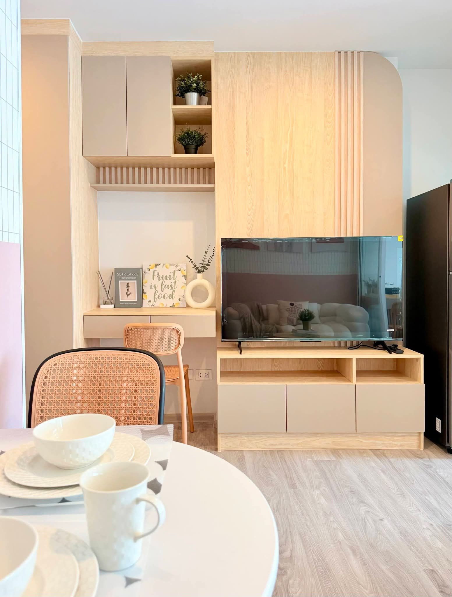 ให้เช่าคอนโด Regent Home Bangna ตึกใหม่ ชั้นสูง วิวแม่น้ำ ห้องกั้นแยกเป็นสัดส่วน (Rt-01)