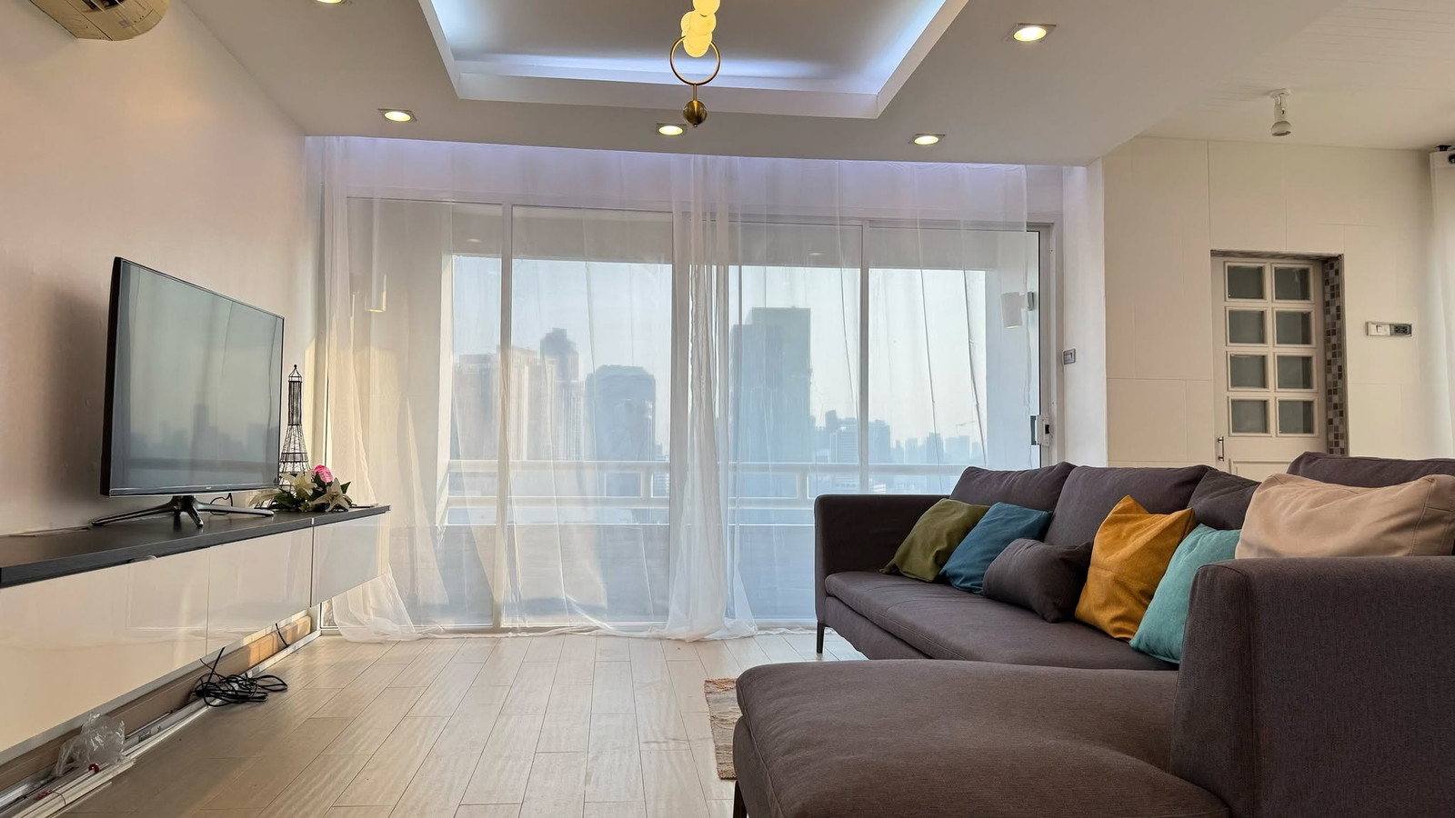 ✨Condo for Rent : Srivara Mansion  (AP-02) ( line : @condo91 )