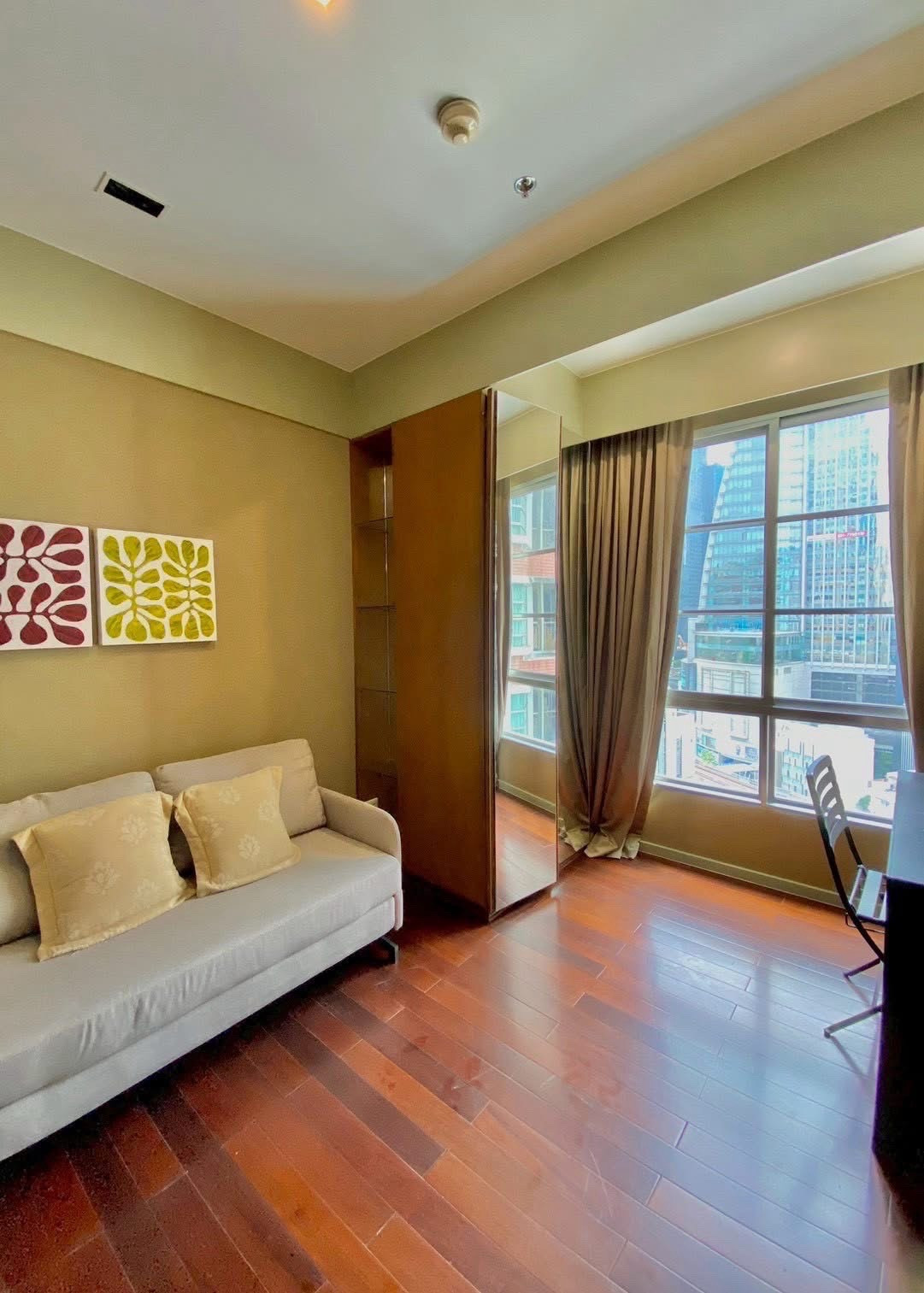 CitiSmart Sukhumvit 18 (ห้องใหญ่ ชั้นสูง วิวเมือง) [CC-01]