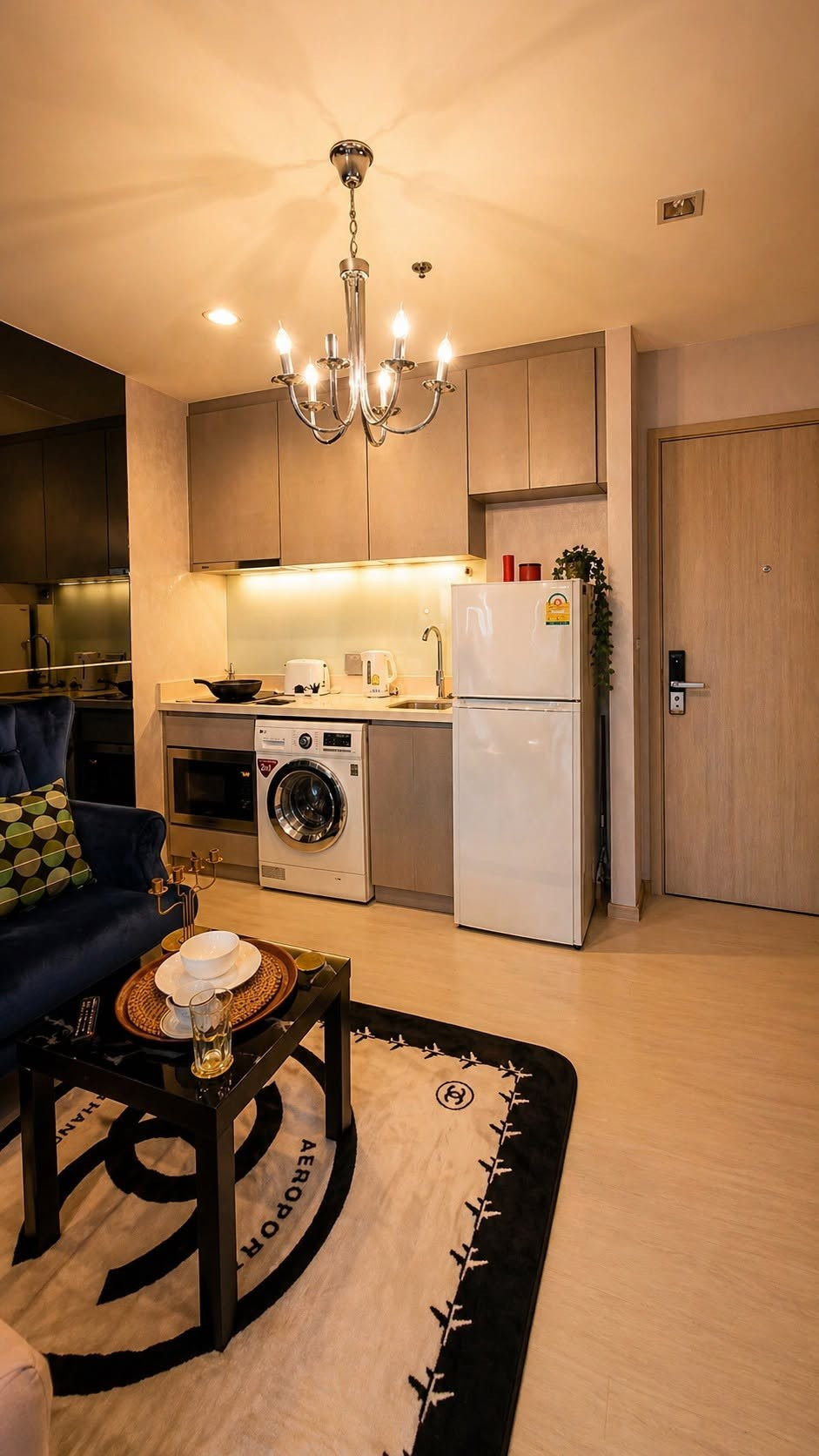 คอนโด ให้เช่า : Rhythm Sukhumvit 36 - 38(( BTS ทองหล่อ thonglor​)MK-02  line @livingbkk