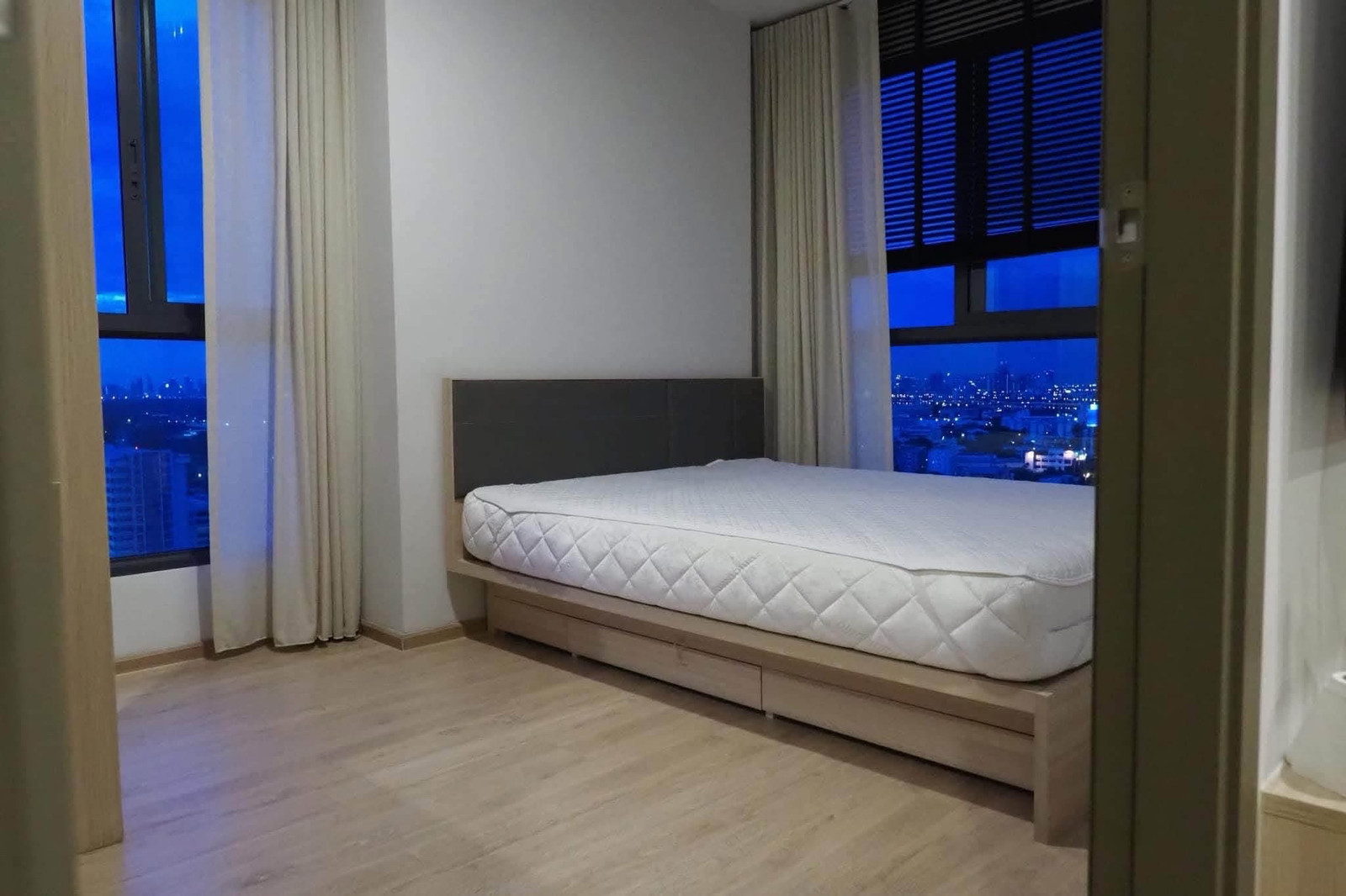 Ideo O2 Bangna (ชั้นสูง วิวเมือง พร้อมเข้าอยู่) [CC-01]