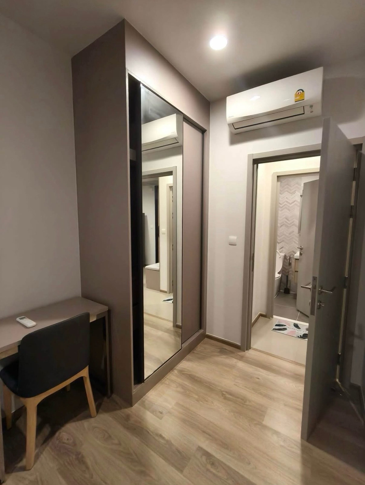 OKA HAUS Sukhumvit 36 (ห้องมุม วิวแม่น้ำ พร้อมเข้าอยู่) [CC-01]