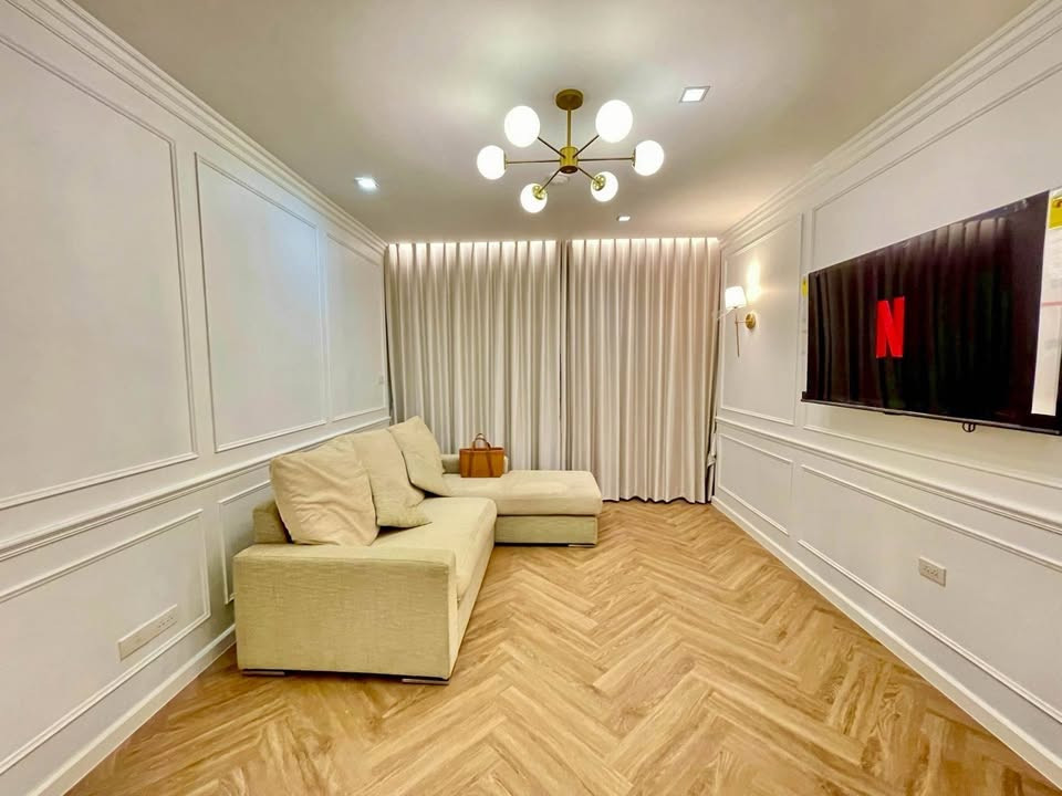 ✨Condo for Rent : Noble Ambience Sarasin  (AP-02) ( line : @condo91 )