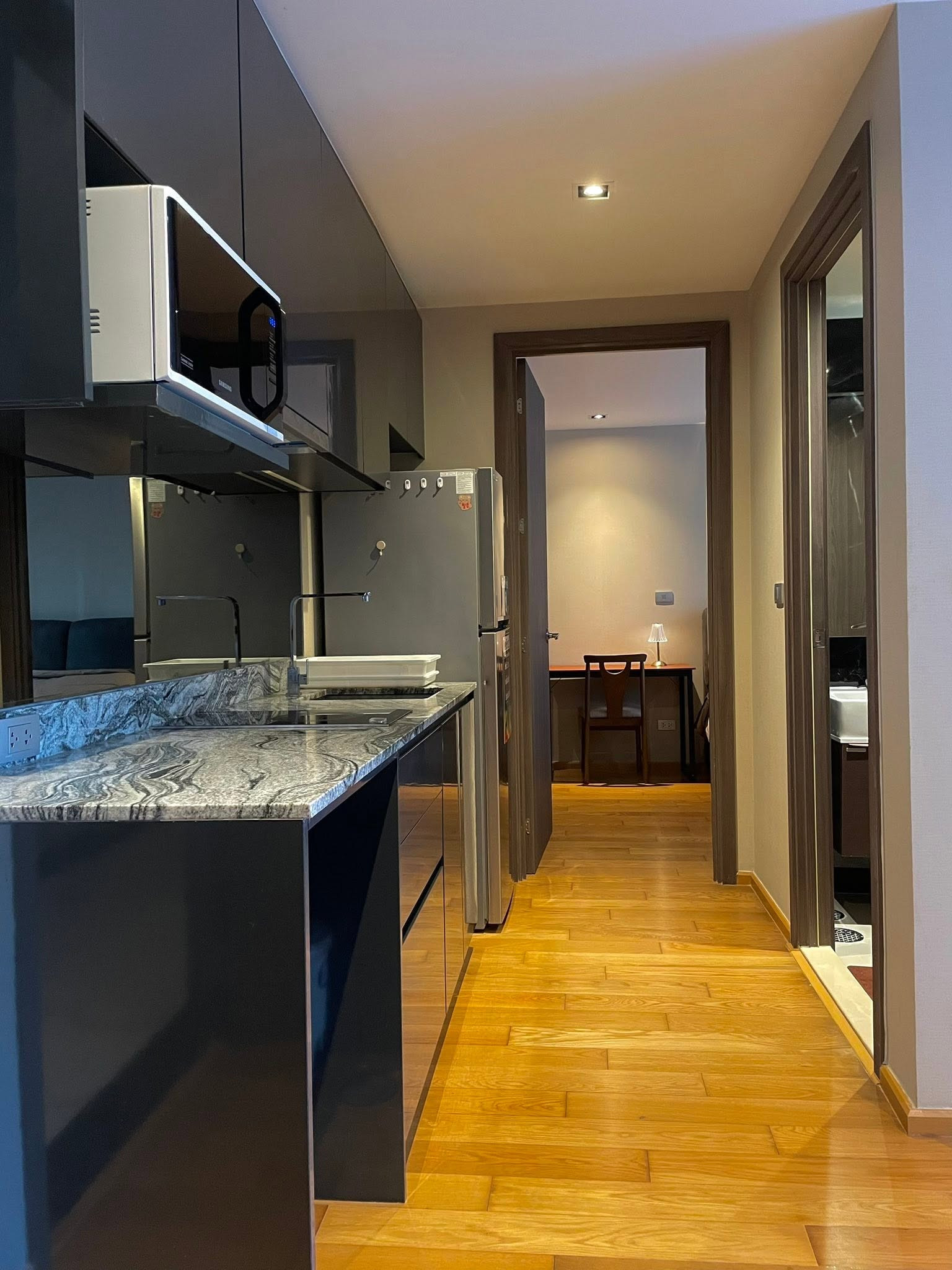✨Condo for Rent : Altitude Samyan-Silom  (AP-02) ( line : @condo91 )