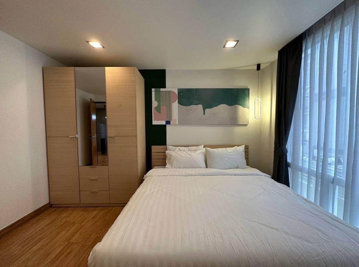 The Alcove 49 (ห้องกว้าง มีอ่างอาบน้ำ ใกล้ BTS ทองหล่อ) [CC-01]