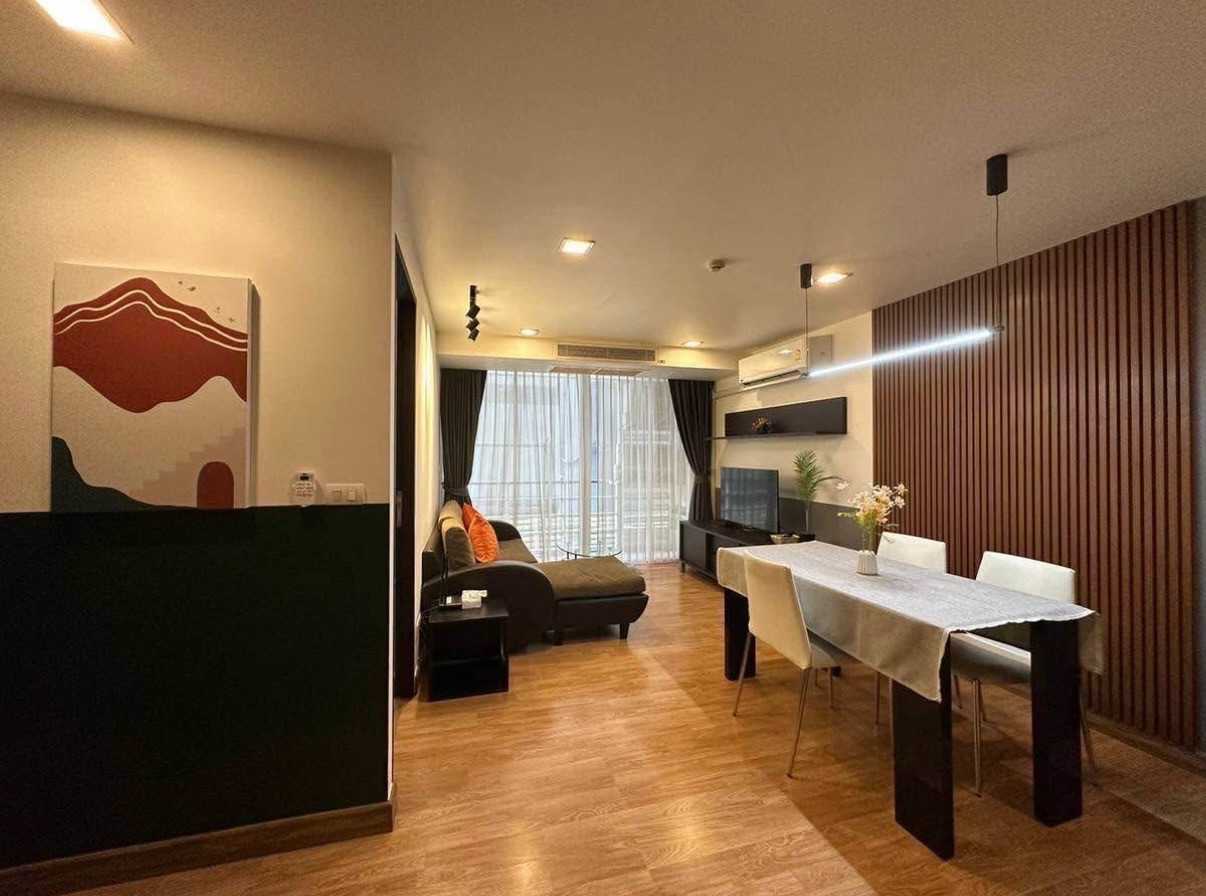 The Alcove 49 (ห้องกว้าง มีอ่างอาบน้ำ ใกล้ BTS ทองหล่อ) [CC-01]