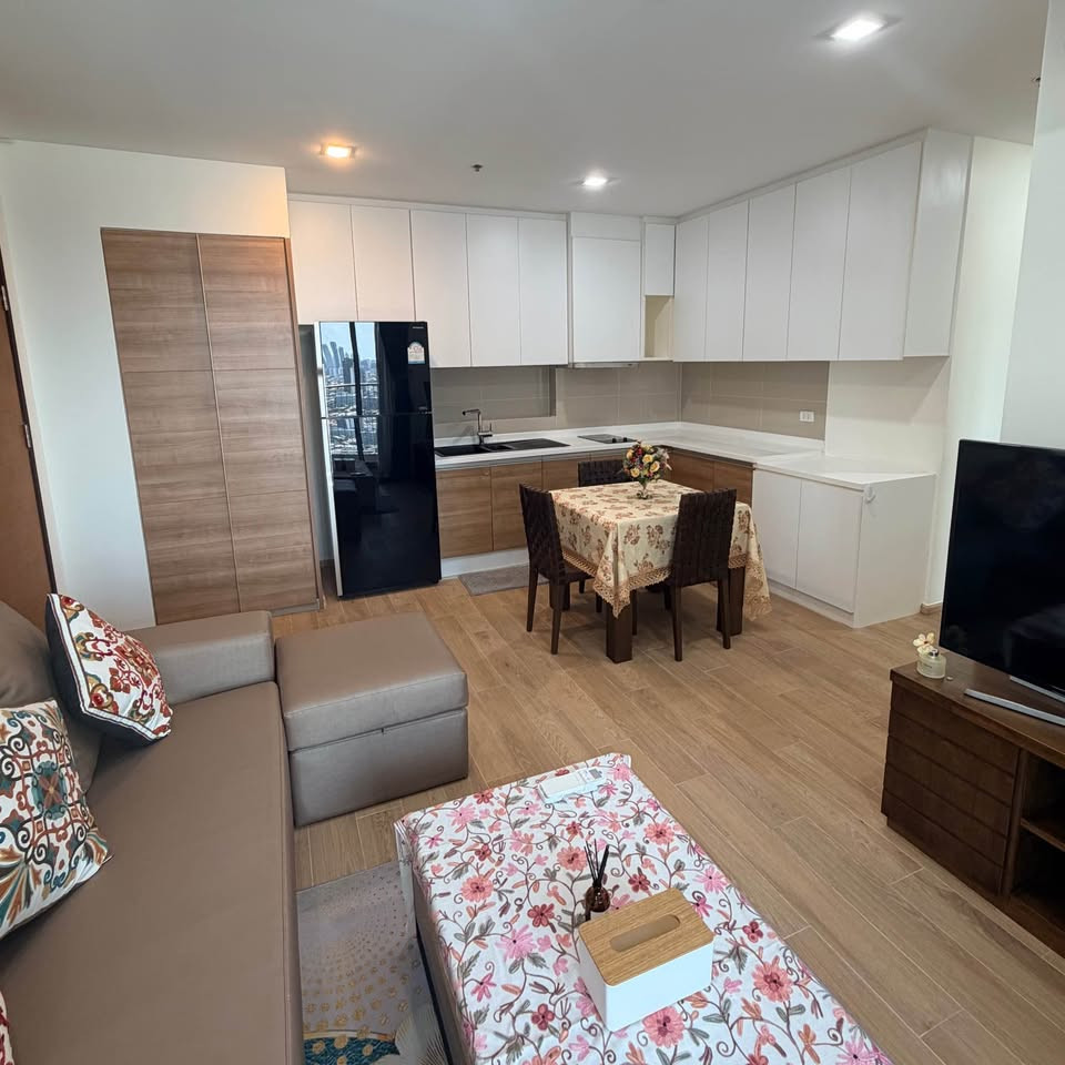 ให้เช่าคอนโด 2 นอน Rhythm Sukhumvit 50 ใกล้ BTS อ่อนนุช ห้องมุม ชั้นสูง วิวแม่น้ำ (Rt-01)