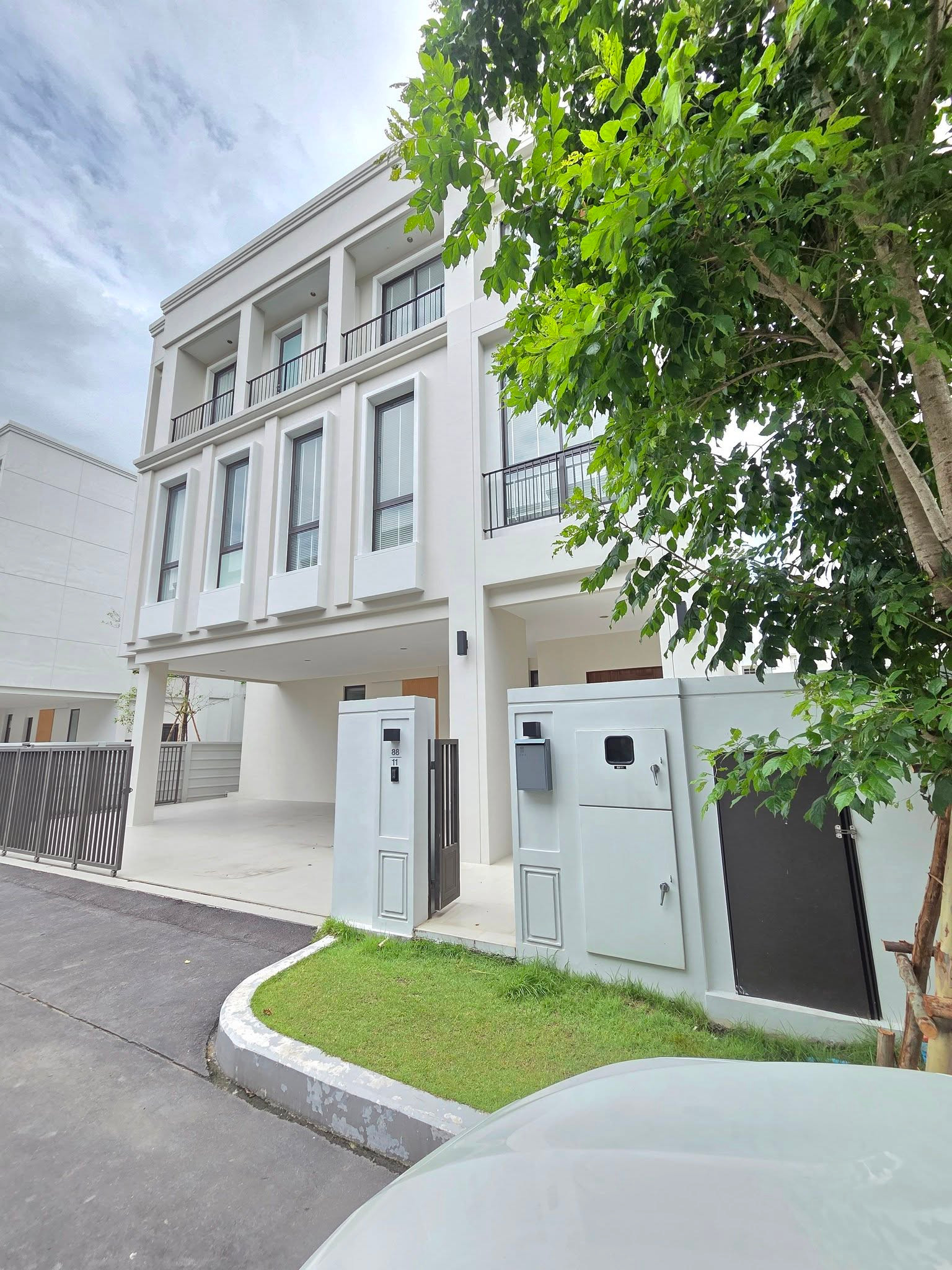 ✨House for Rent : AERIE SRINAKARIN KRUNGTHEPKREETHA (AP-02) ( line : @condo91 )
