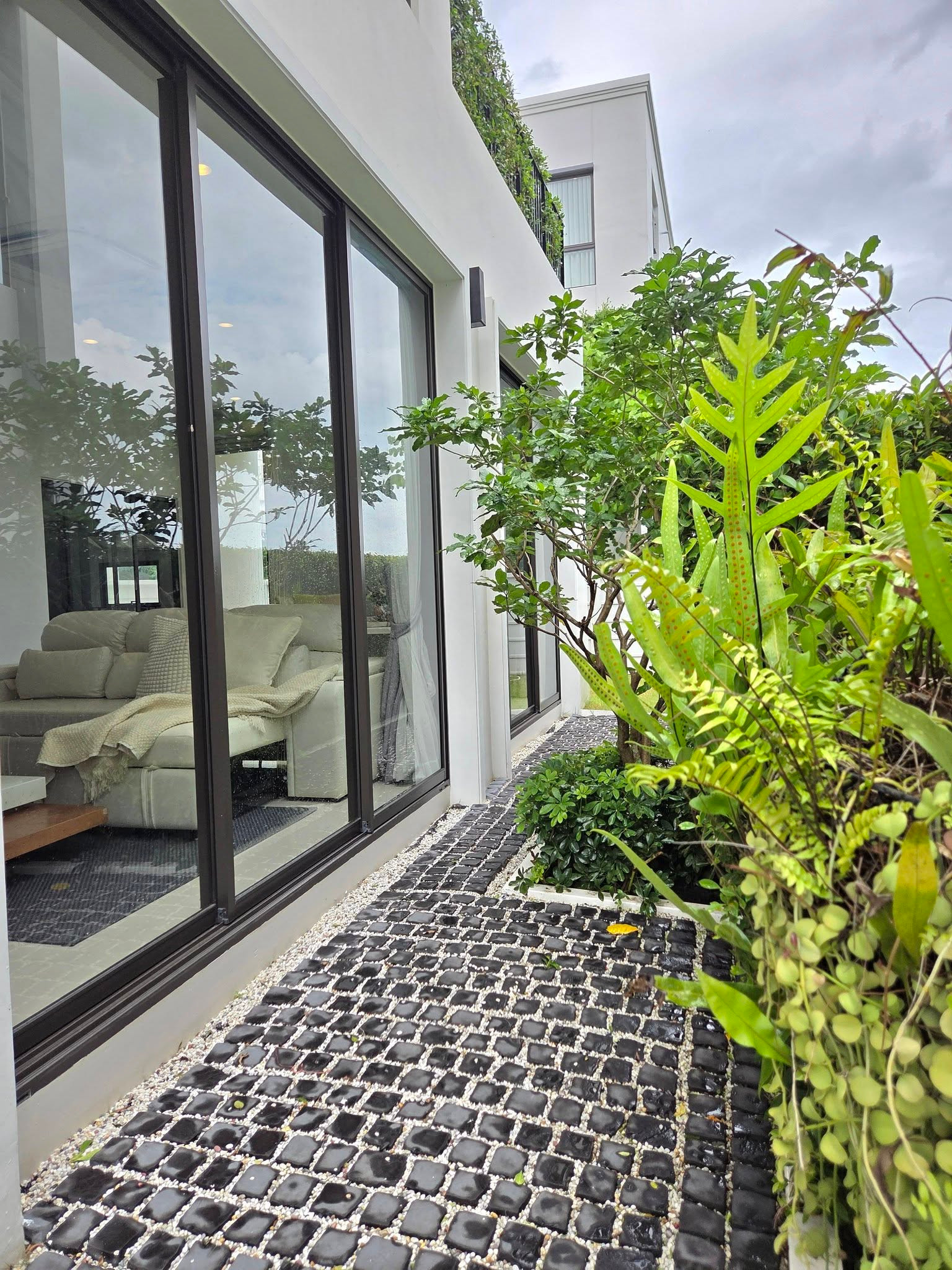 ✨House for Rent : AERIE SRINAKARIN KRUNGTHEPKREETHA (AP-02) ( line : @condo91 )