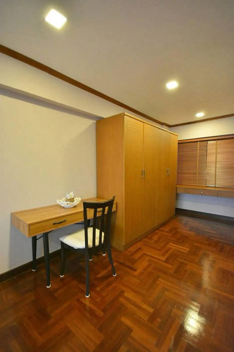 คอนโด ให้เช่า :  Thonglor Tower  (( ทองหล่อ thonglor​))  MK-02  line @livingbkk