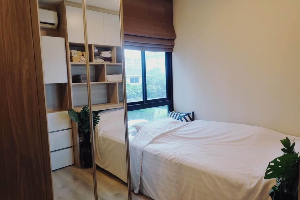 ให้เช่าคอนโด Notting Hill Sukhumvit 105 ใกล้ BTS แบริ่ง 400 เมตร ห้องมุม วิวสวน (Rt-01)