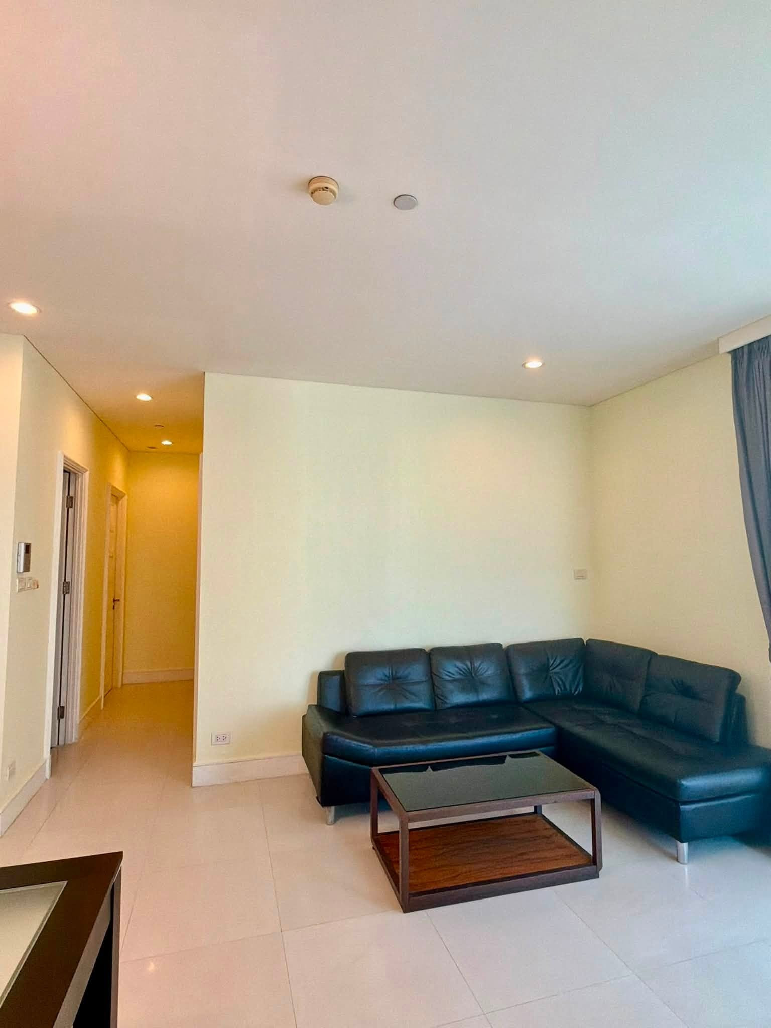 คอนโดให้เช่า :Aguston Sukhumvit 22 ( pet friendly )  ((BTS Phrom Phong พร้อมพงษ์)MK-02 line @livingbkk