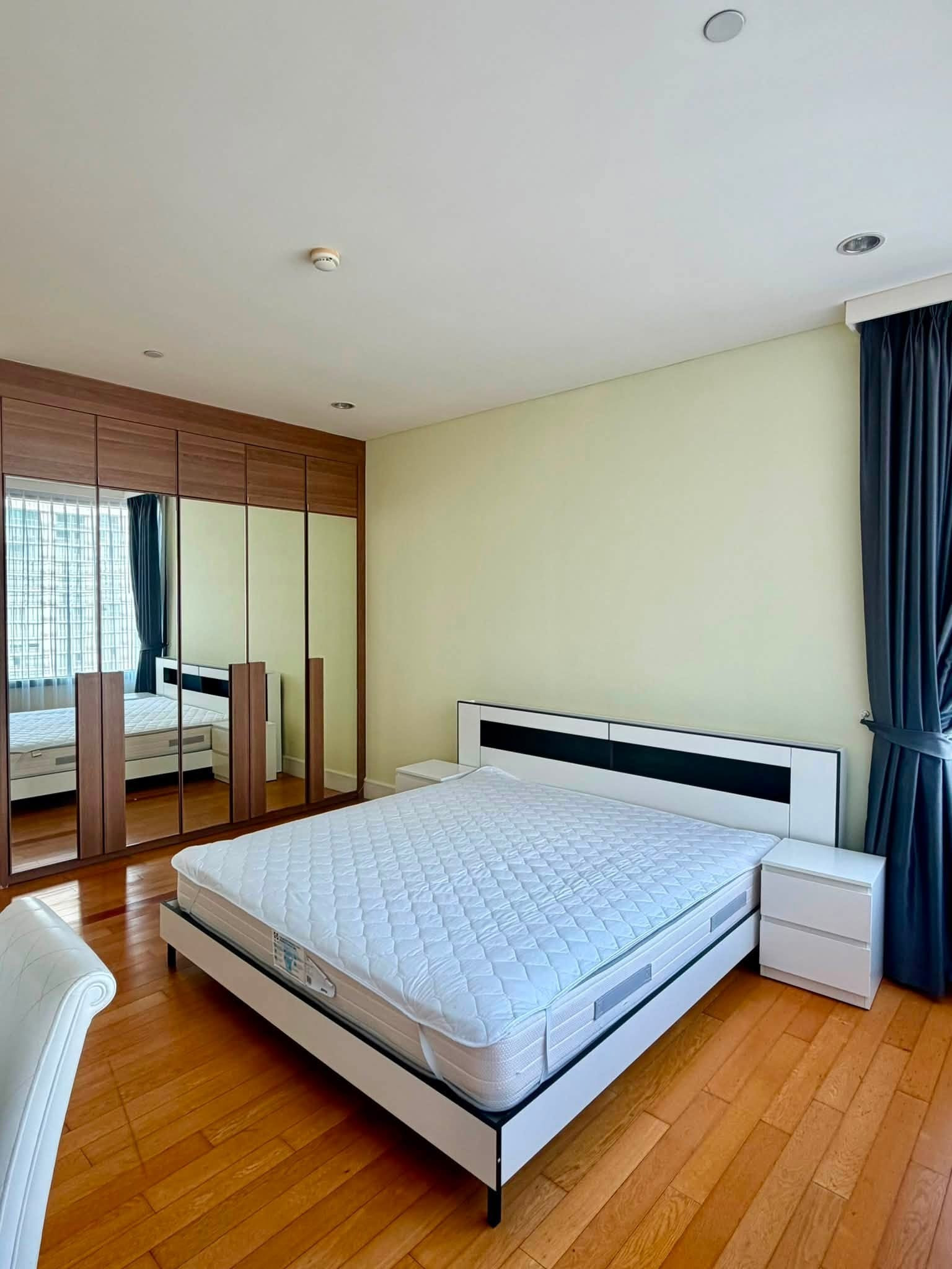 คอนโดให้เช่า :Aguston Sukhumvit 22 ( pet friendly )  ((BTS Phrom Phong พร้อมพงษ์)MK-02 line @livingbkk