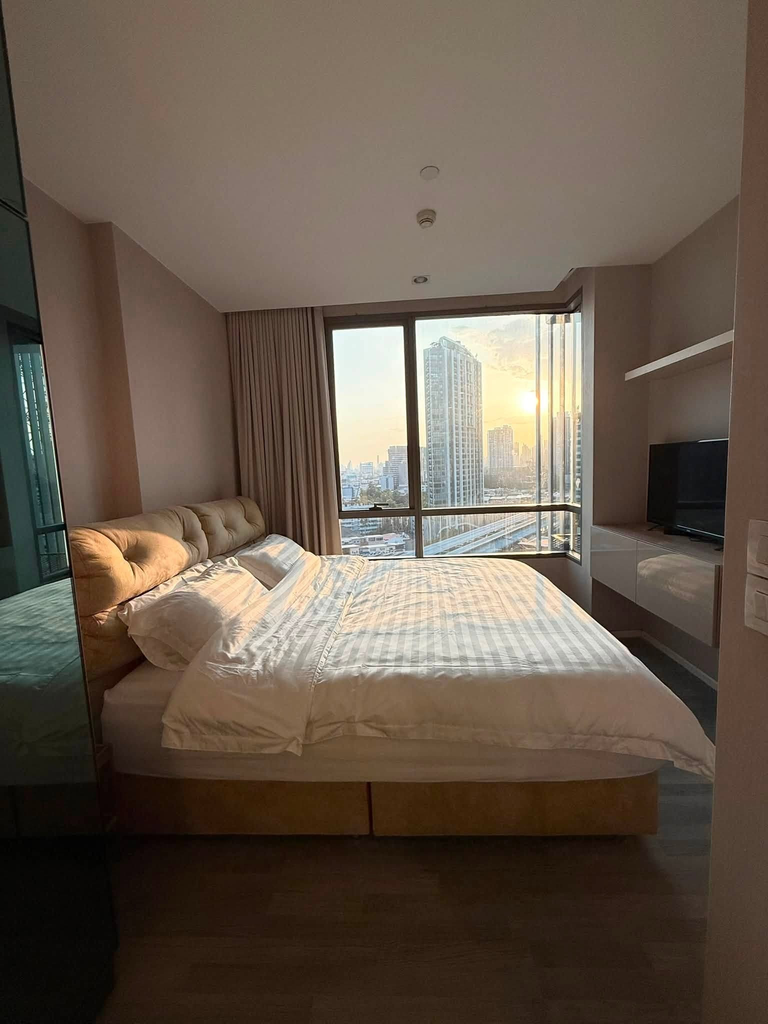 คอนโดให้เช่า :The Room Sukhumvit 69 เดอะ รูม สุขุมวิท 69(BTS Phra Khanong) MK-02 line @livingbkk