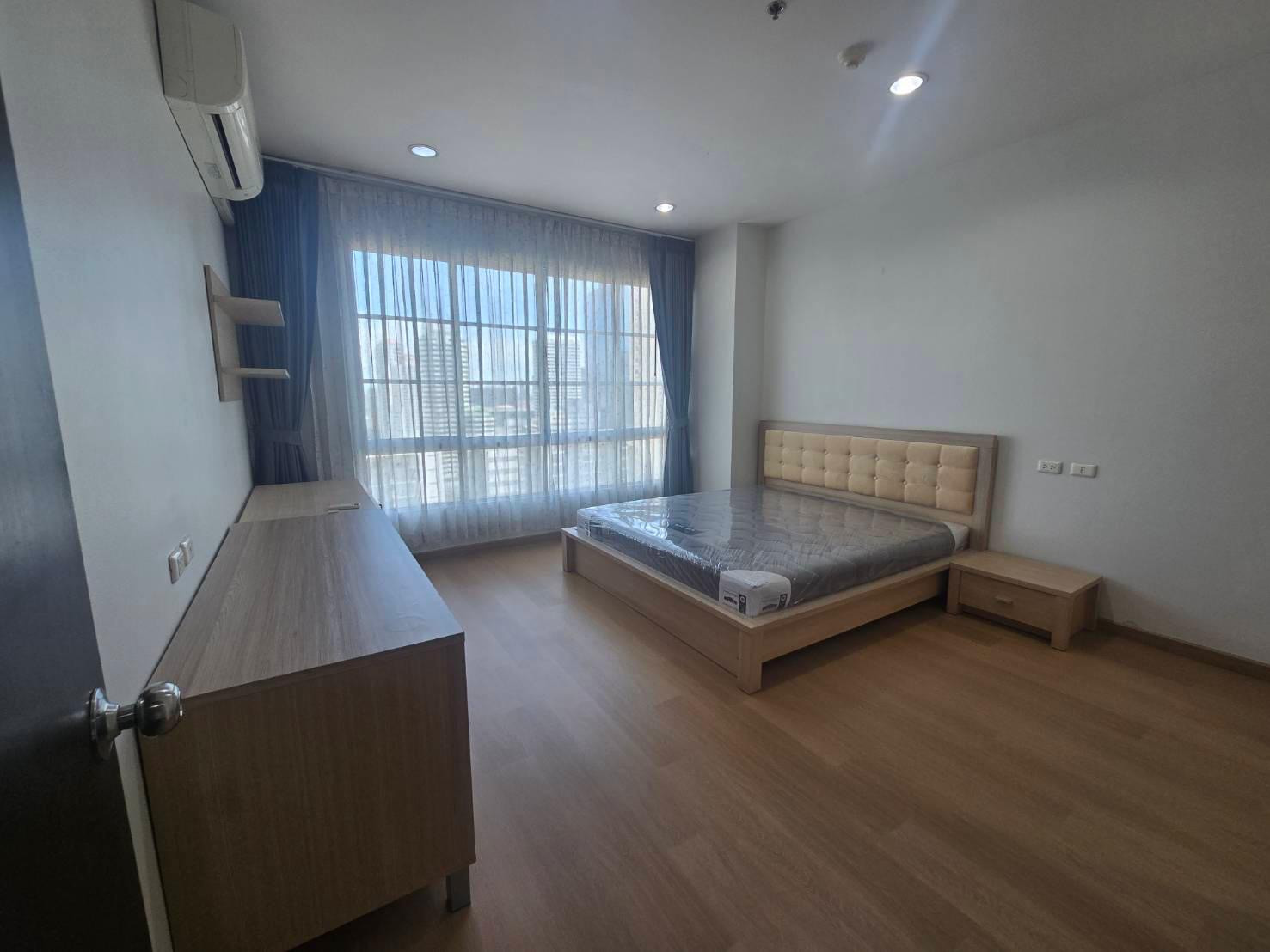 คอนโดให้เช่า : Citi Smart Sukhumvit 18( ซิตี้ สมาร์ท สุขุมวิท 18)(( Asok อโศก)) MK-02 line @livingbkk
