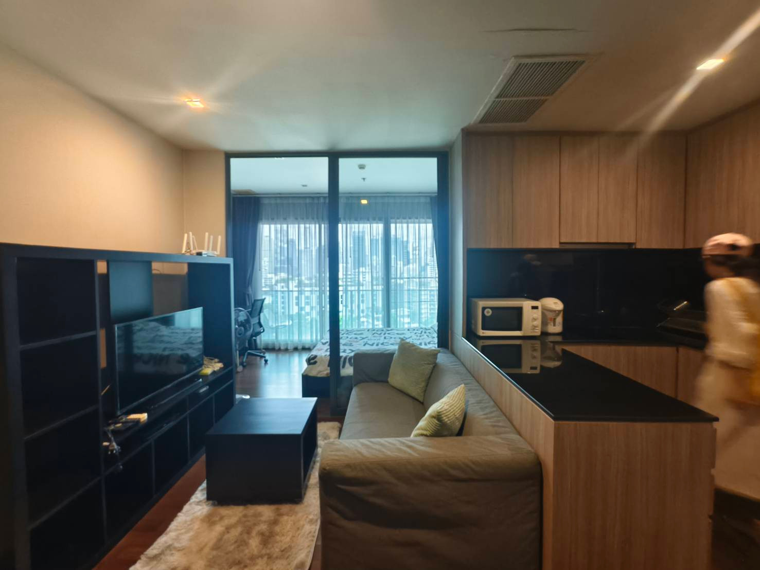 คอนโด ให้เช่า :   Noble Remix (( ทองหล่อ thonglor​))  MK-02  line @livingbkk