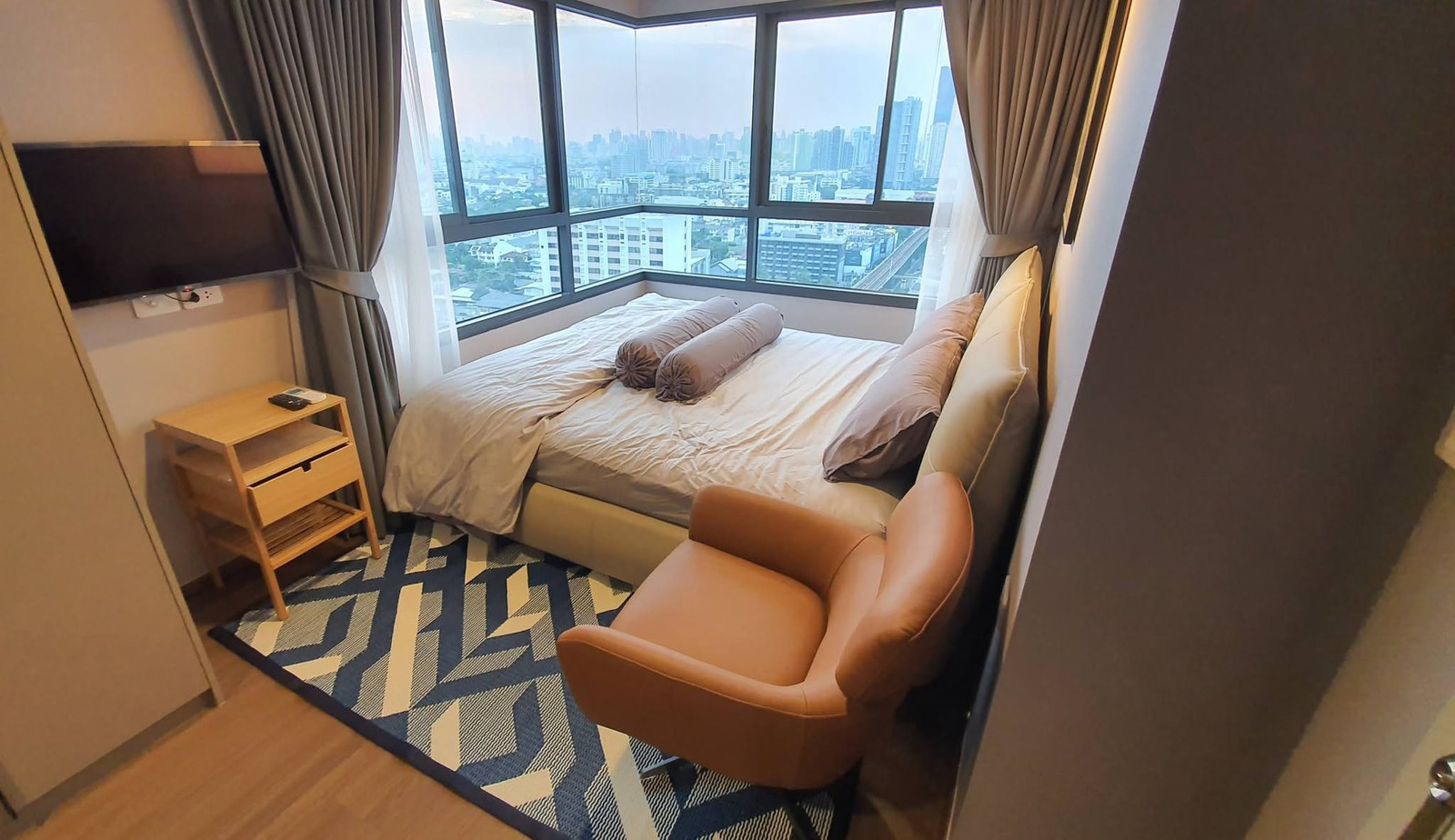 ✨Condo for Rent : Rhythm Charoenkrung Pavillion (AP-02 ) line : @condo91
