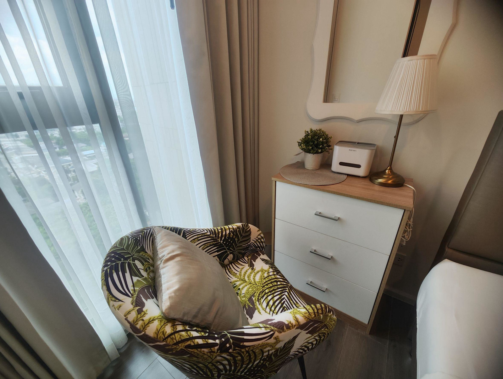 🏡For Rent    : Whizdom Essence Sukhumvit   วิสซ์ดอม เอสเซ้นส์  (ST-02)
