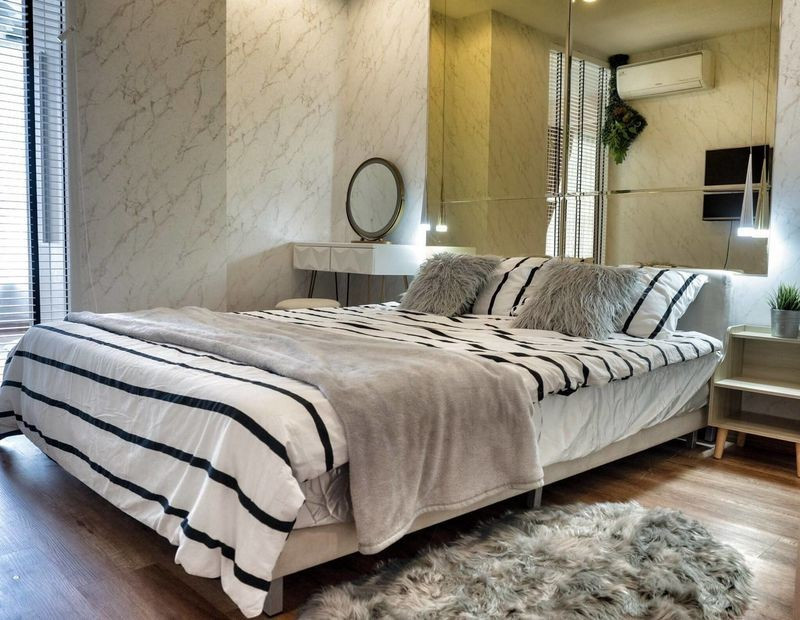 คอนโดให้เช่า :15 Sukhumvit Residences((BTS Asoke อโศก ) MK-02 line @livingbkk
