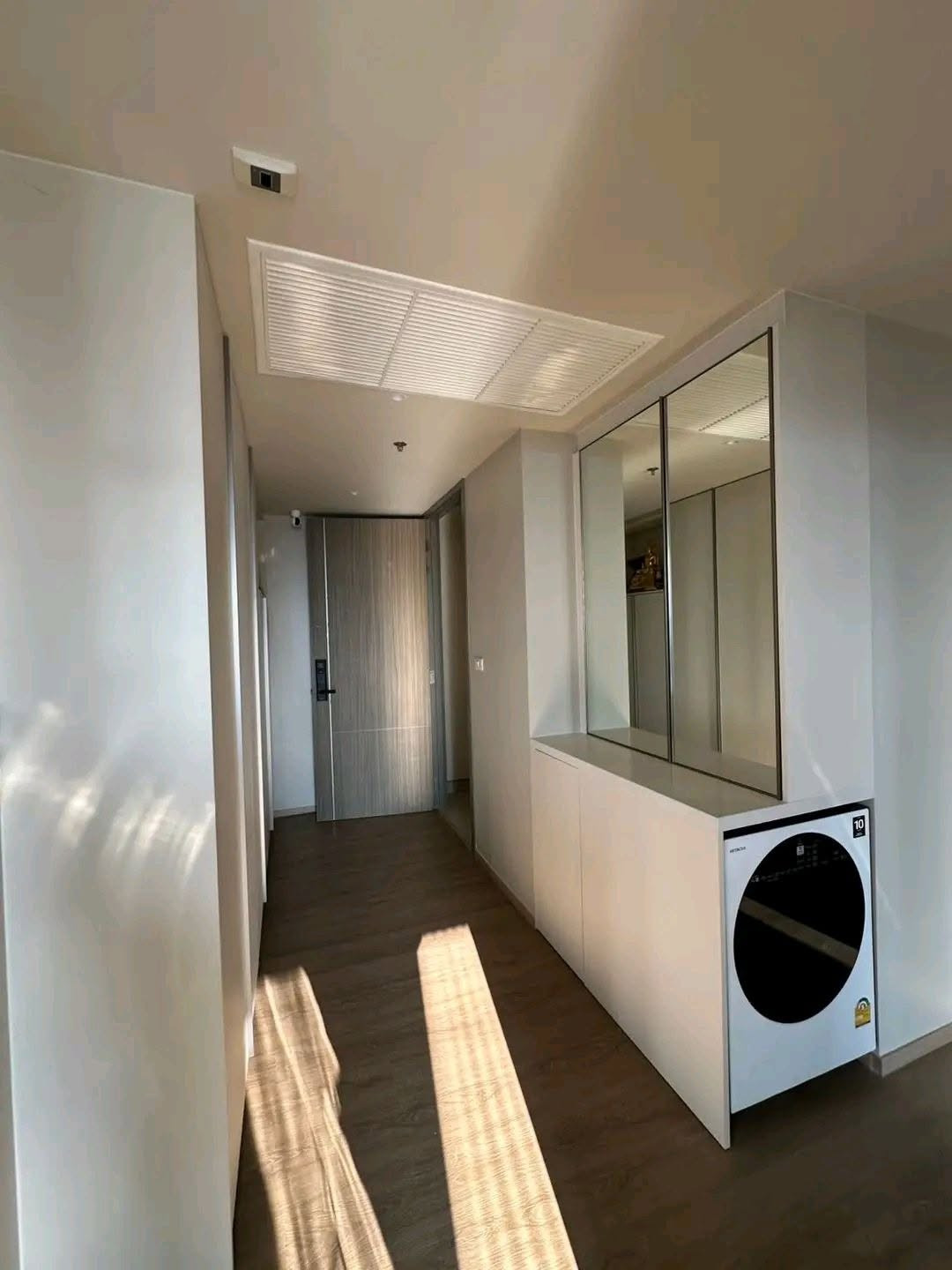 ✨Condo for Rent : The Issara Sathorn (AP-02) ( line : @condo91 )