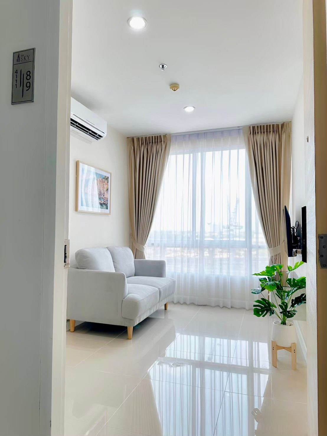 ให้เช่าคอนโด The Sky Sukhumvit ใกล้ BTS (Rt-01)
