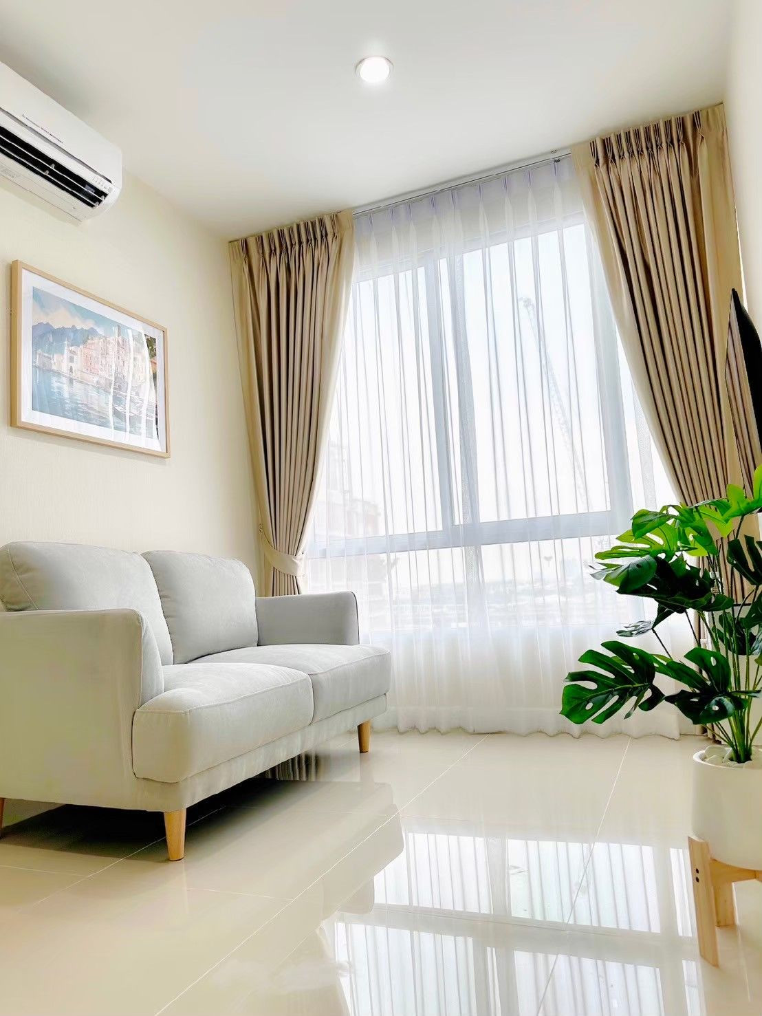 ให้เช่าคอนโด The Sky Sukhumvit ใกล้ BTS (Rt-01)