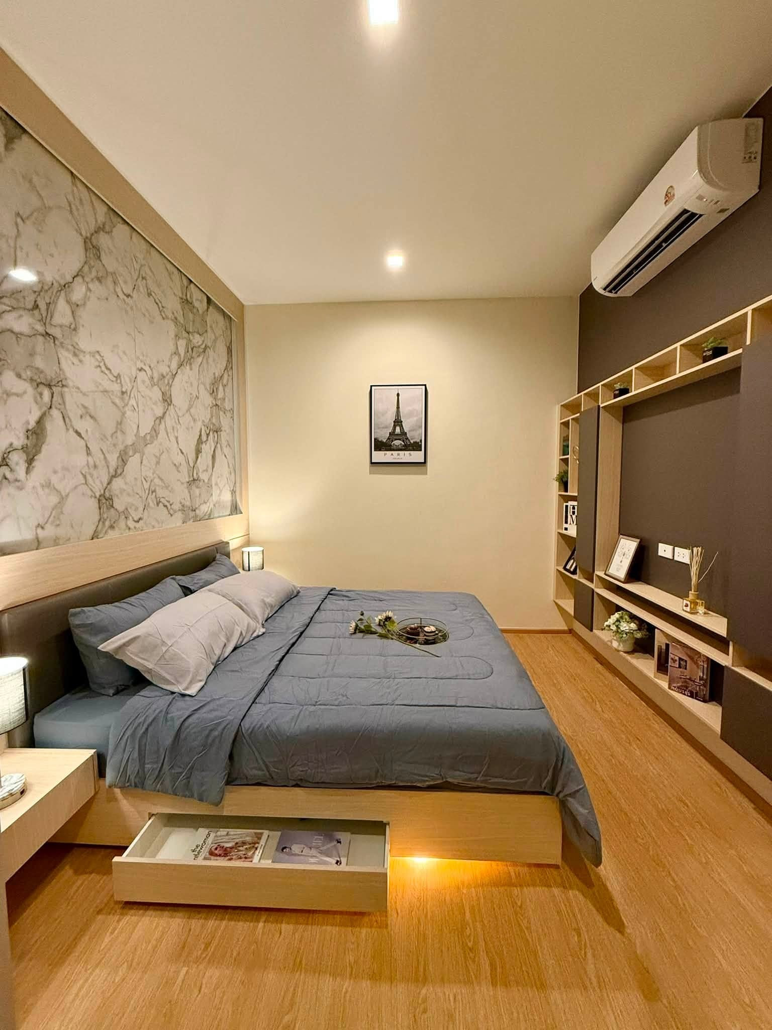 ทาวน์โฮมให้เช่า :  Premium Townhome Eigen RAMA 9 (พรีเมียมทาวน์โฮม ไอเจ้นท์ พระราม 9 )(( Prawet ประเวศ)MK-02 line @livingbkk
