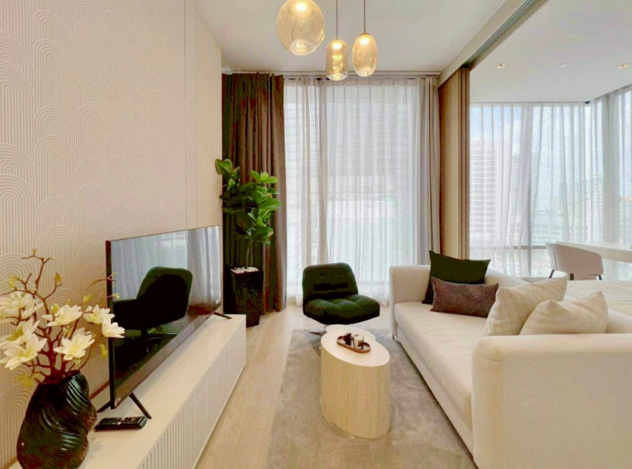 ✨Condo for Rent : Ashton Silom (AP-02) (line: @condo91 )