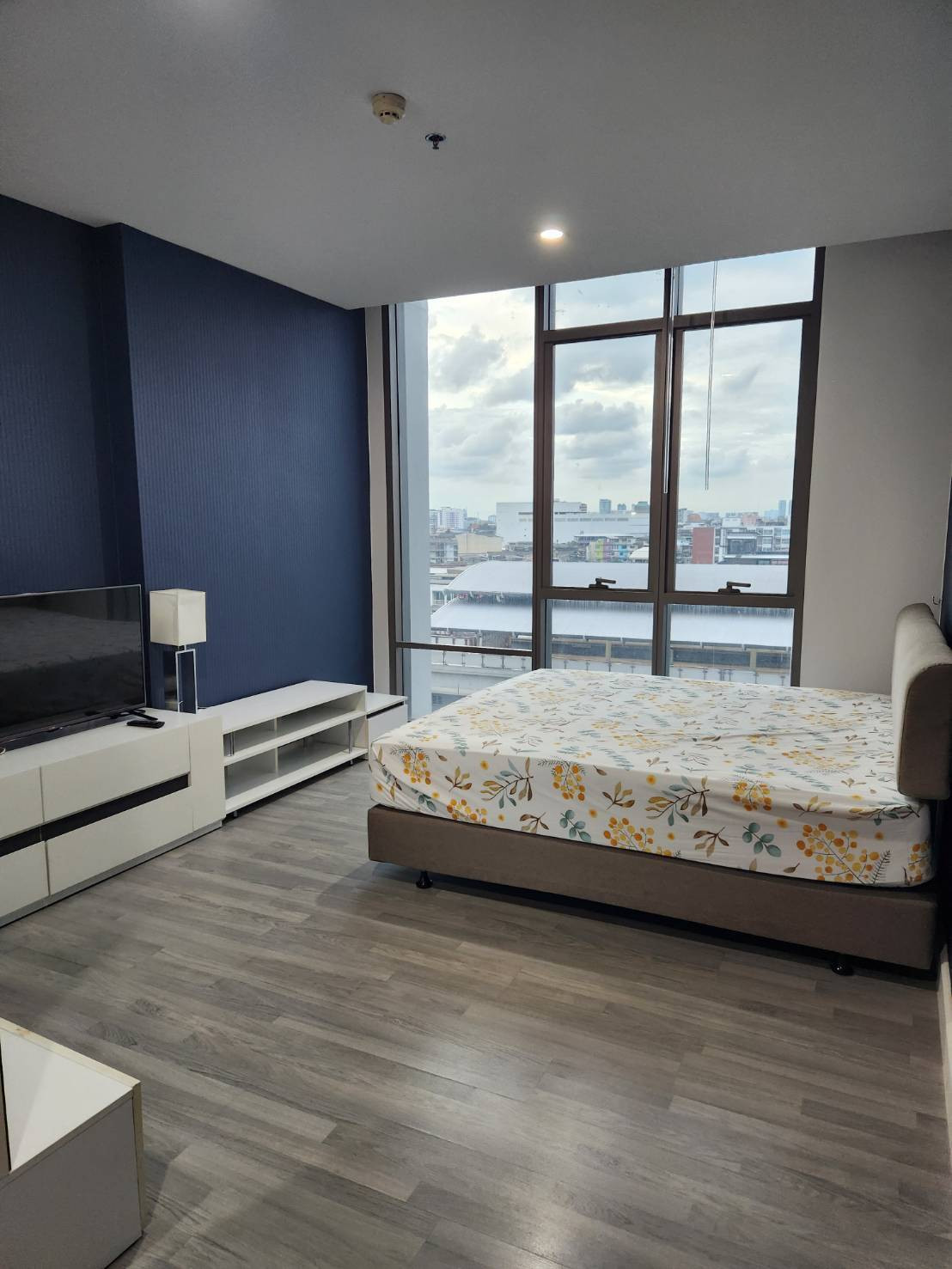 คอนโดให้เช่า :The Room BTS Wongwian Yai(BTS  Wongwian Yai) MK-02 line @livingbkk