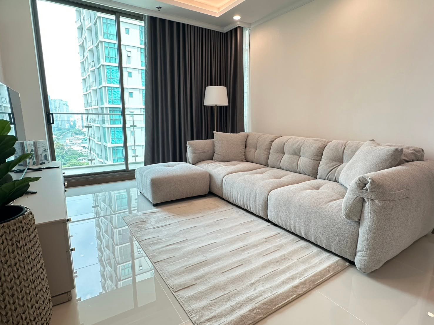 ✨Condo for Rent : Supalai Oriental Sukhumvit 39  (BTS Phrom Phong)(AP-02) ( line : @condo91 )