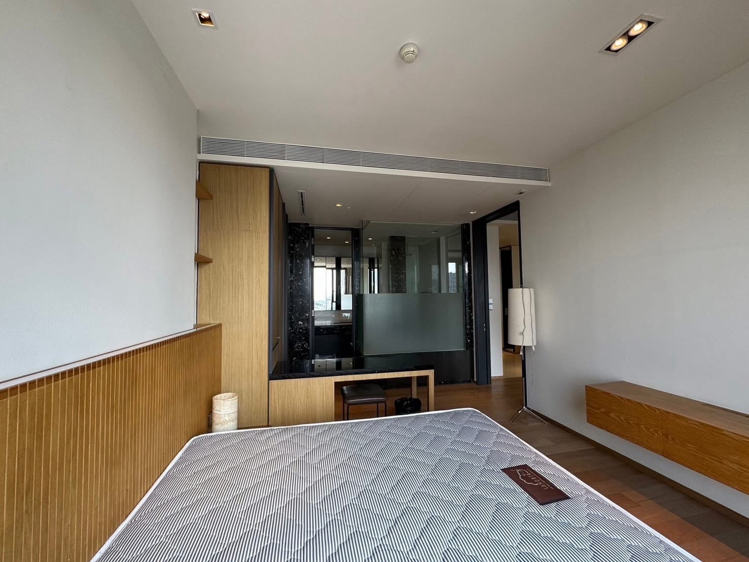 Beatniq Sukhumvit 32 (ห้องกว้าง มีอ่างอาบน้ำ ใกล้ BTS ทองหล่อ) [CC-01]